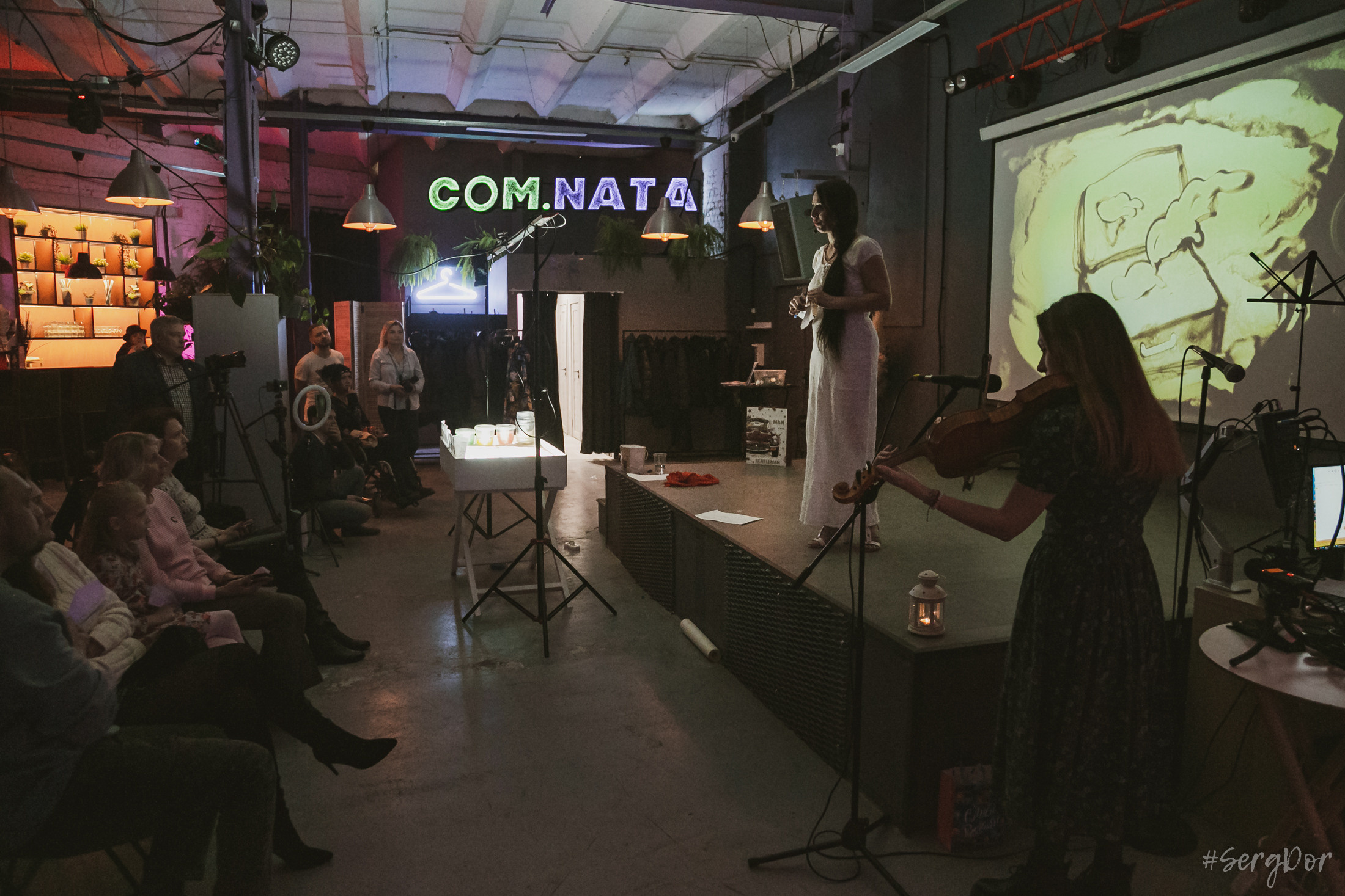 Александра Нефертити. Всё песок…. Фотограф Сергей Дорошенко