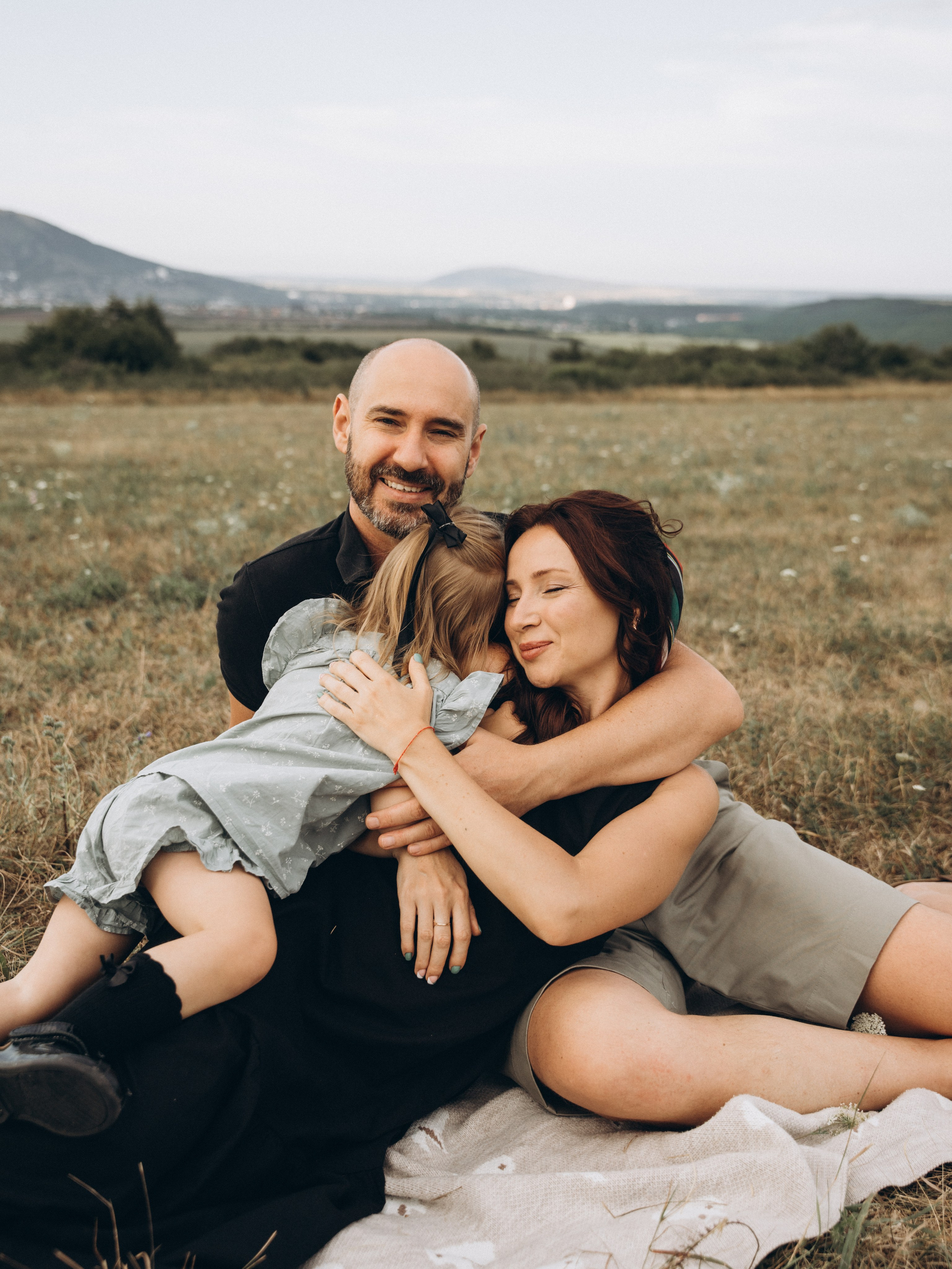 Игорь, Наталья и малышка Николь. Свадебный фотограф Ирина Беляева Пятигорск|Кисловодск|Эльбрус|Домбай