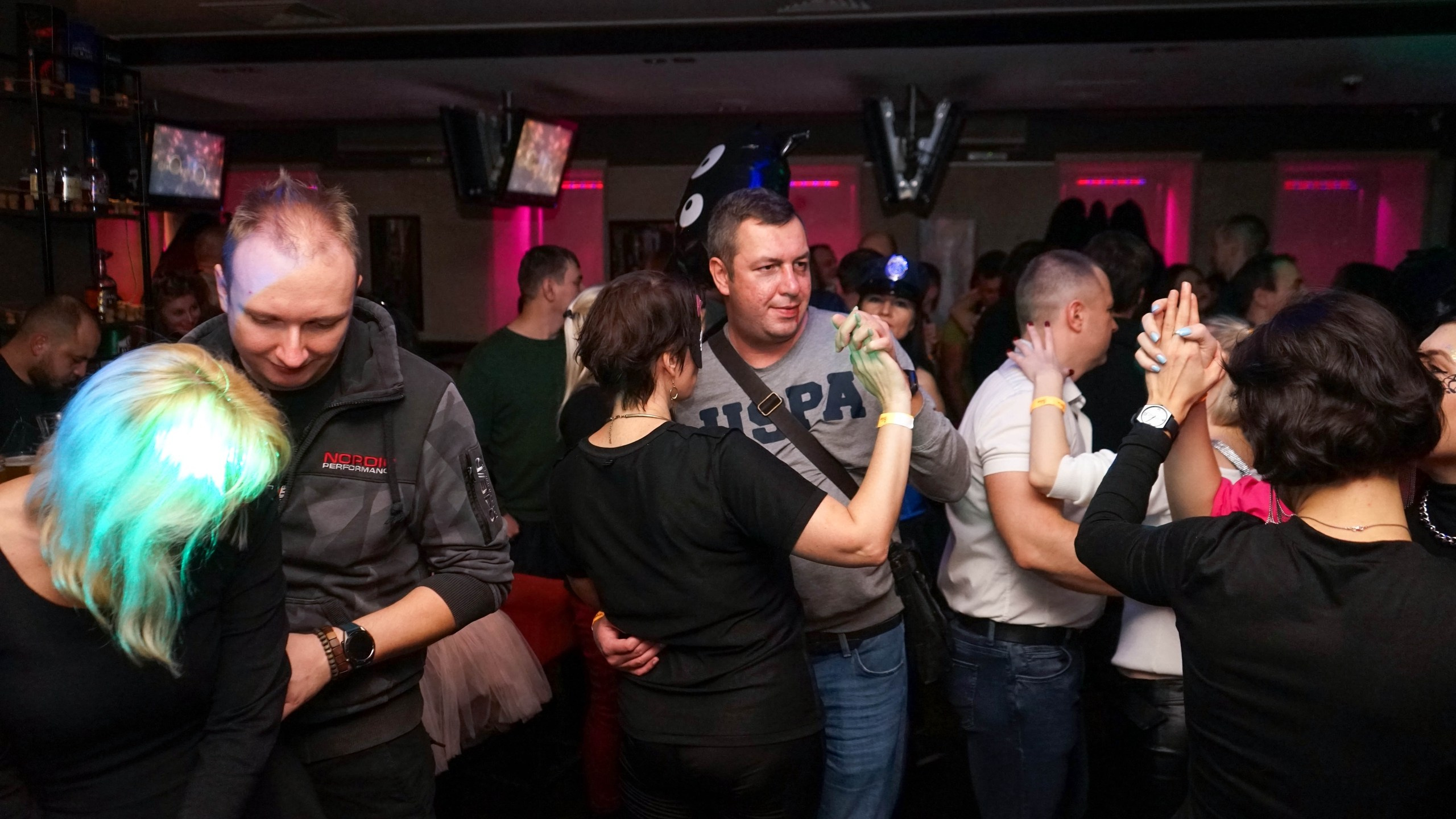 Фандец. Хеллоуиновская клубная вечеринка | 13.11.21. Галерея Фантим