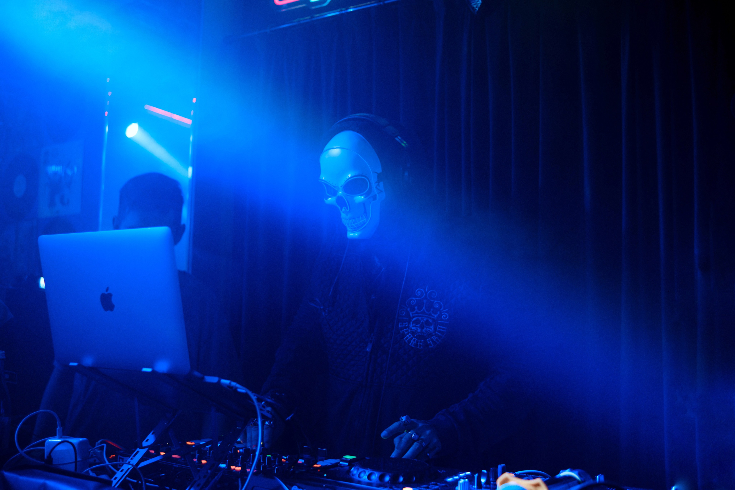 .segments | Community Meetup 01. Фотограф Vika Rin