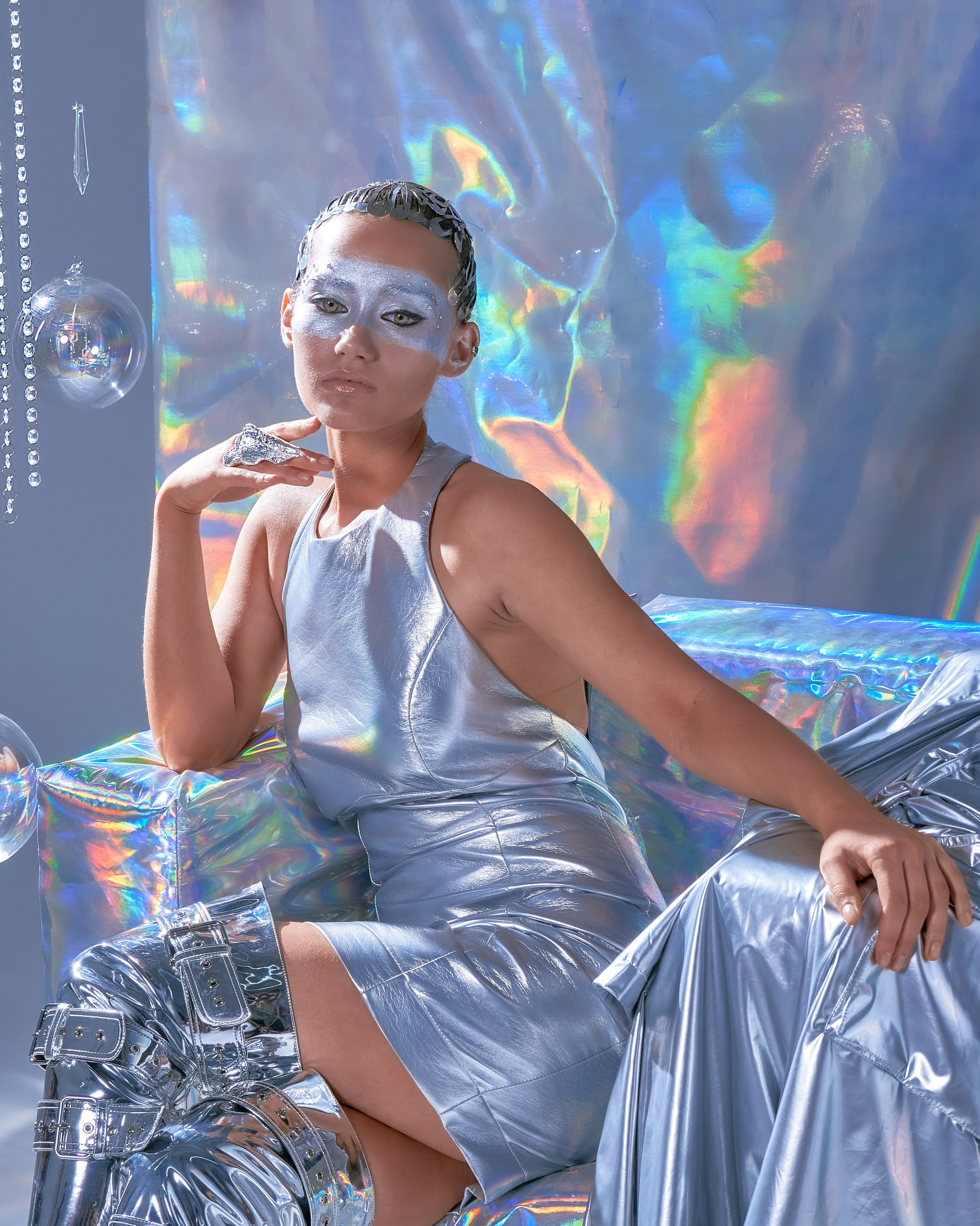 Я  фотограф. Работаю в городе Москва,