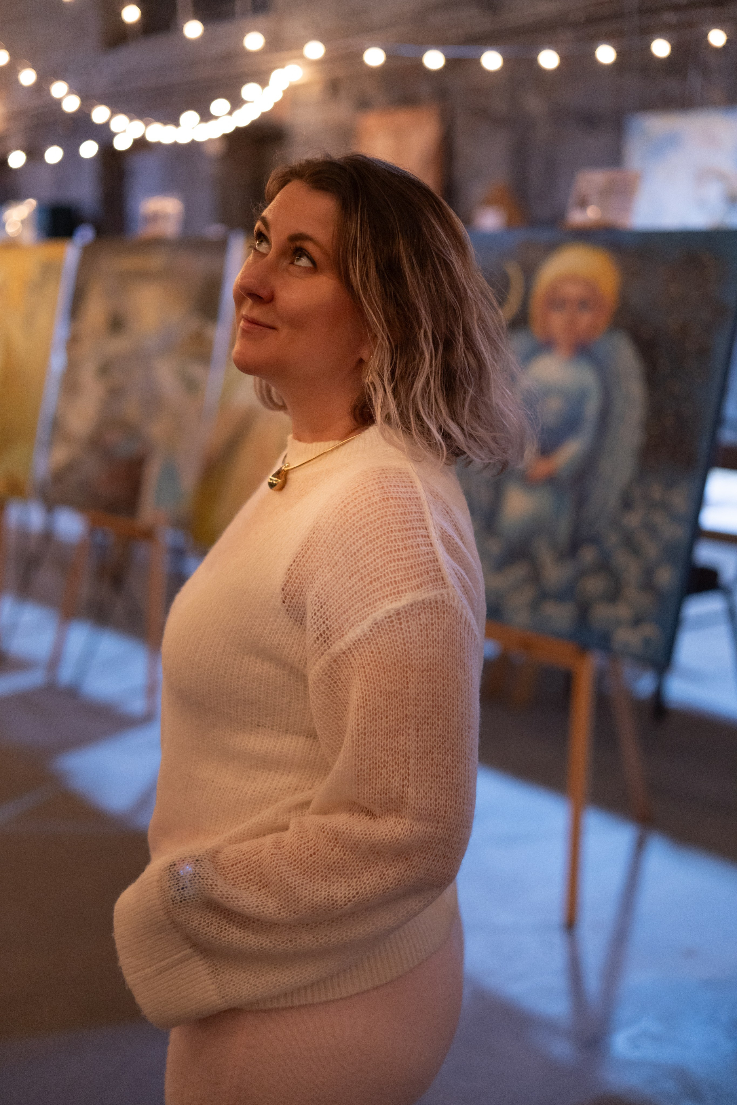 Выставка «АНГЕЛЫ МИРА». Фотограф Красноярск съемки лавстори, фотосессия в студии, портретная съемка, творческие фотосессии