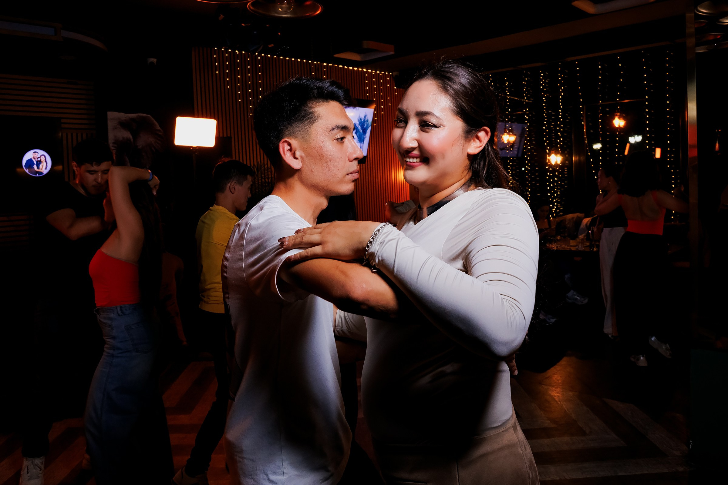 Bachata party by One Flick-BayMax. Репортажный фотограф в Алматы Каюпов Сержан