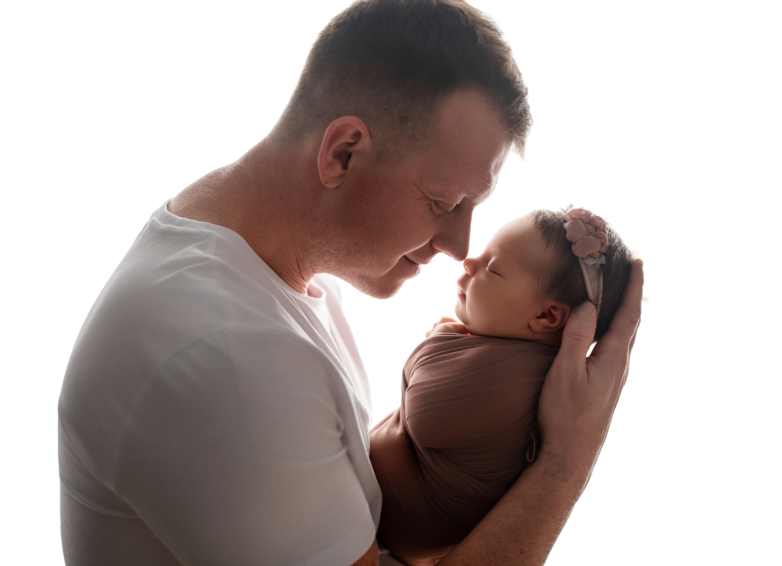 Фотограф новорожденных в Нижнем Новгороде - профессиональная фотосессия для новорожденных, уютные и милые снимки малышей, создание уникальных образов и воспоминаний для родителей. Специалист по детской фотографии предлагает услуги по съемке новорожденных в комфортной обстановке, обеспечивая безопасность и тепло для вашего малыша.