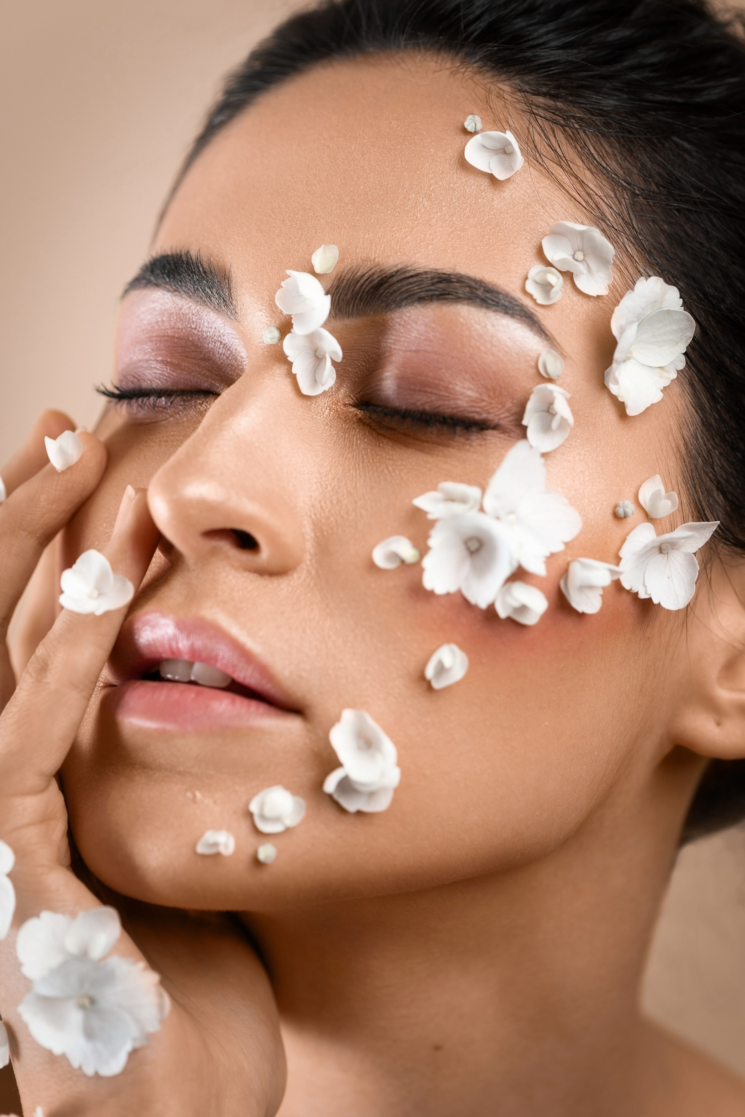 Бьюти. Юлия Штовбань — ваш визажист и стилист по волосам в Москве