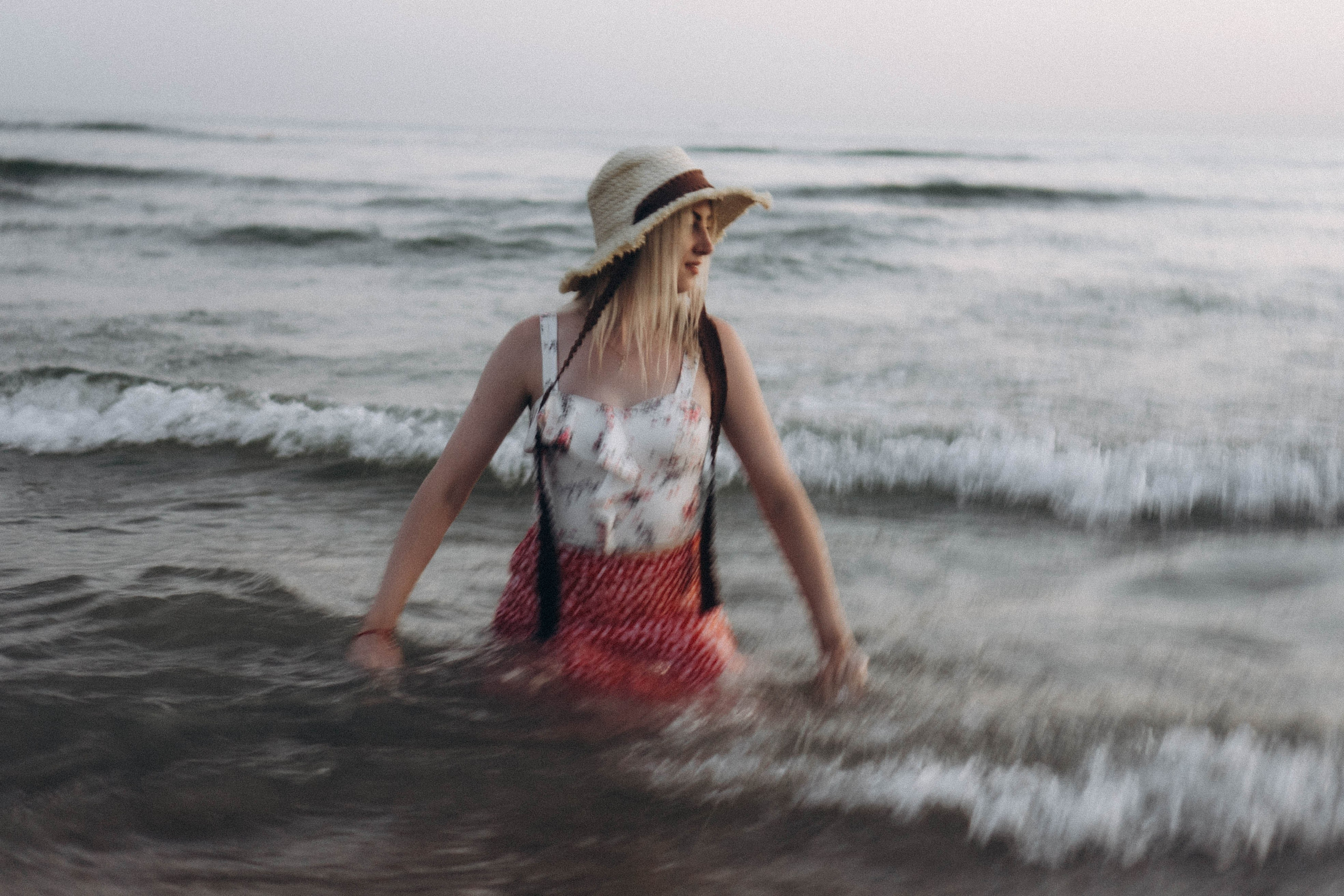 Июльский вечер на берегу черного моря. Профессиональный фотограф, Санкт-Петербург — Виктория Богомолова