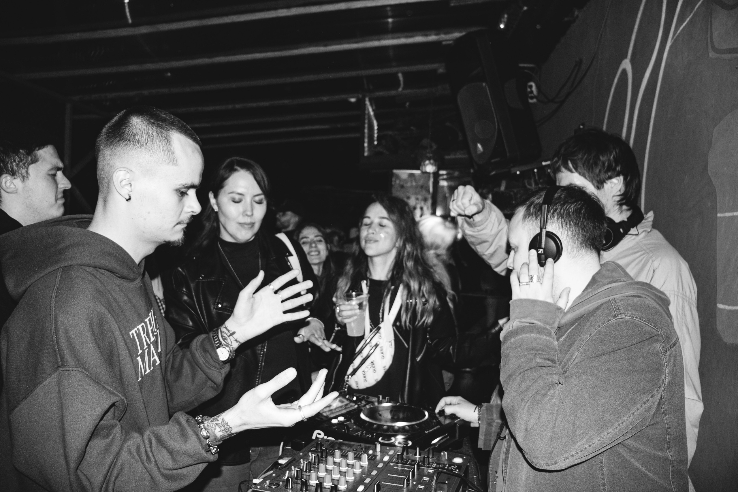 Тусовки. Фотограф Егор Огородов