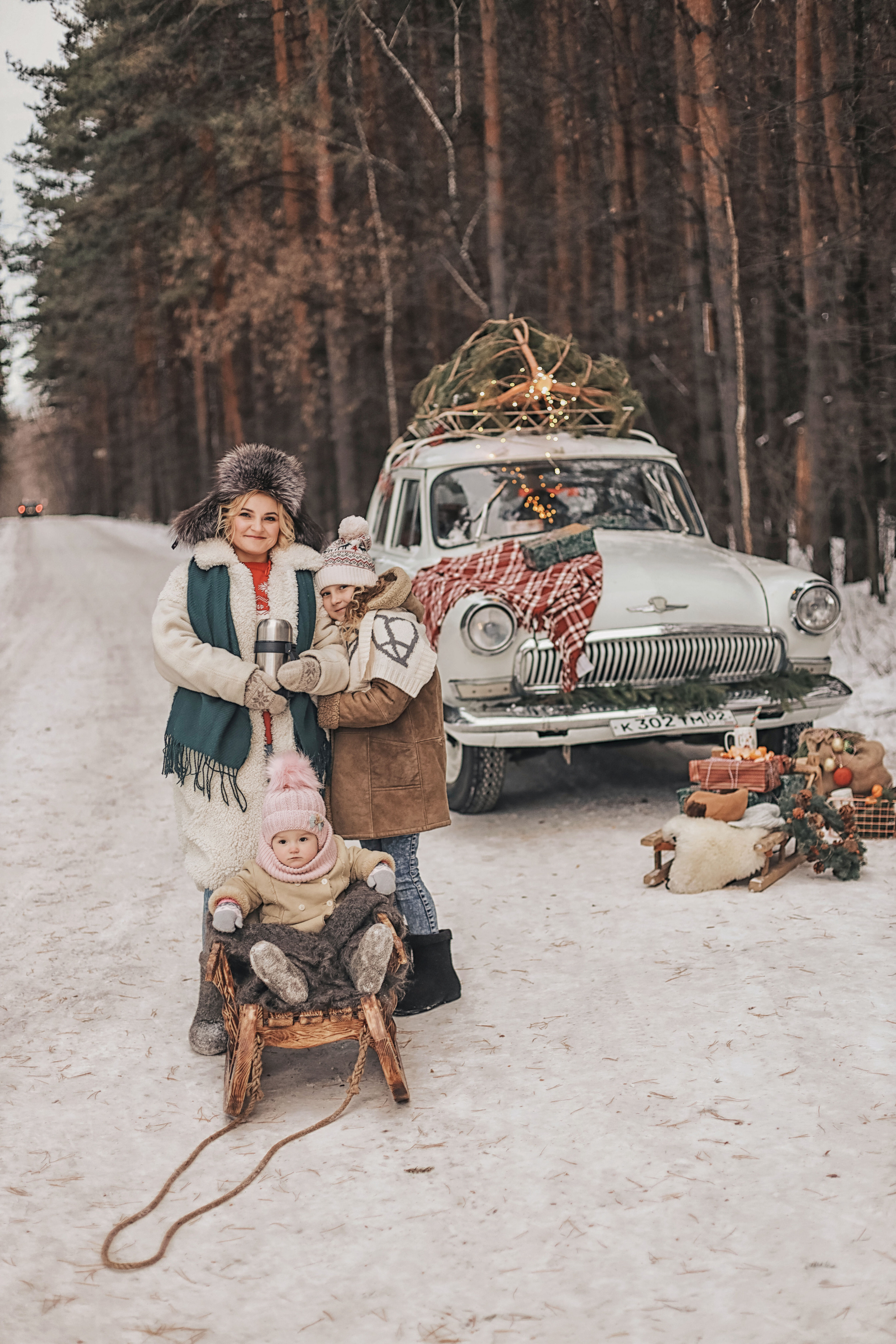 Новогодняя фотосессия с машинкой!. Иванова Ирина Свадебный и семейный фотограф г. Уфа