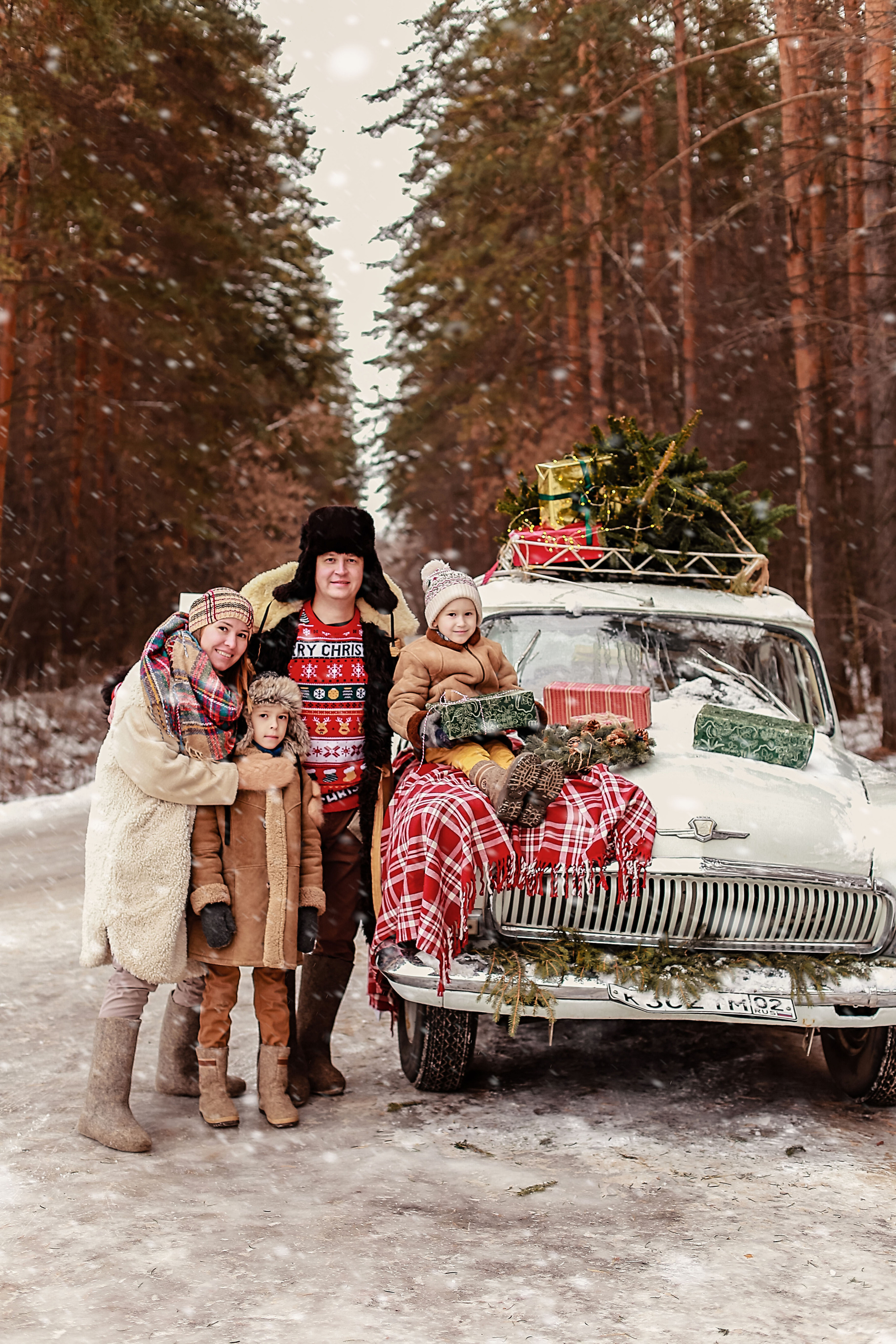 Фотосессия с ретро машиной. Иванова Ирина Свадебный и семейный фотограф г. Уфа