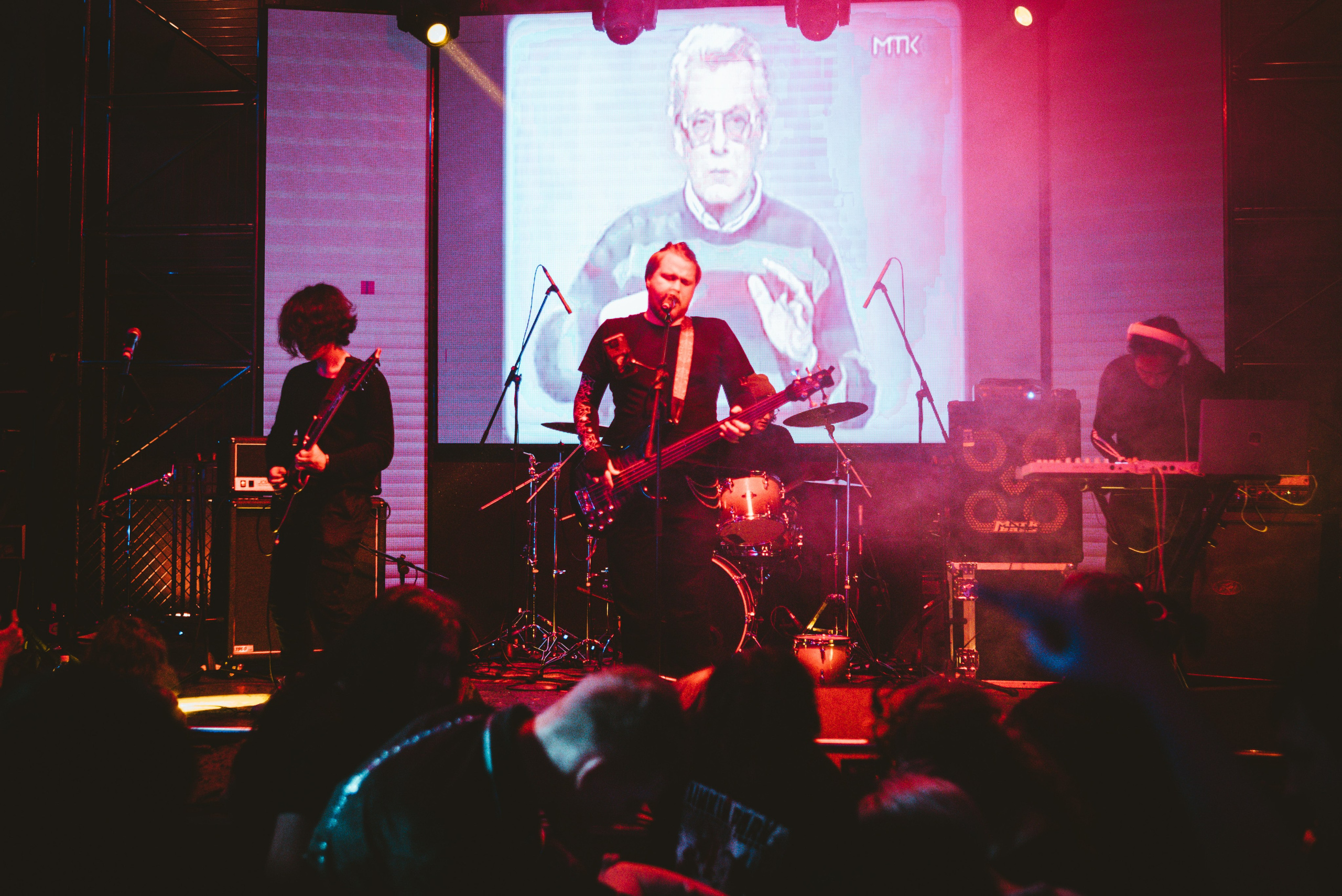 Рок-концерт HALLOWEEN 2024. Фотограф Улан-Удэ