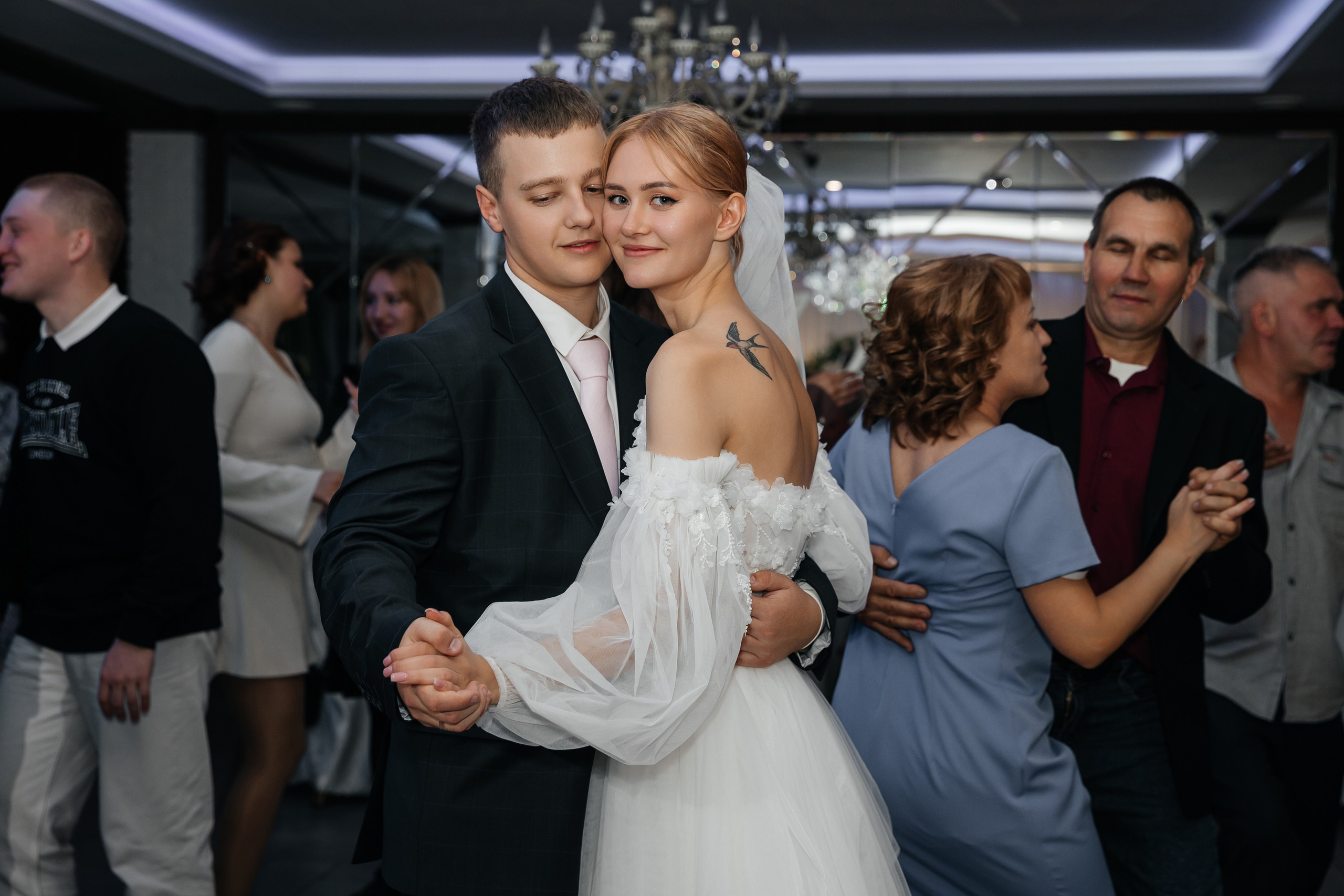 Арина и Захар. Свадебный фотограф Красноярск — Кристина Ива