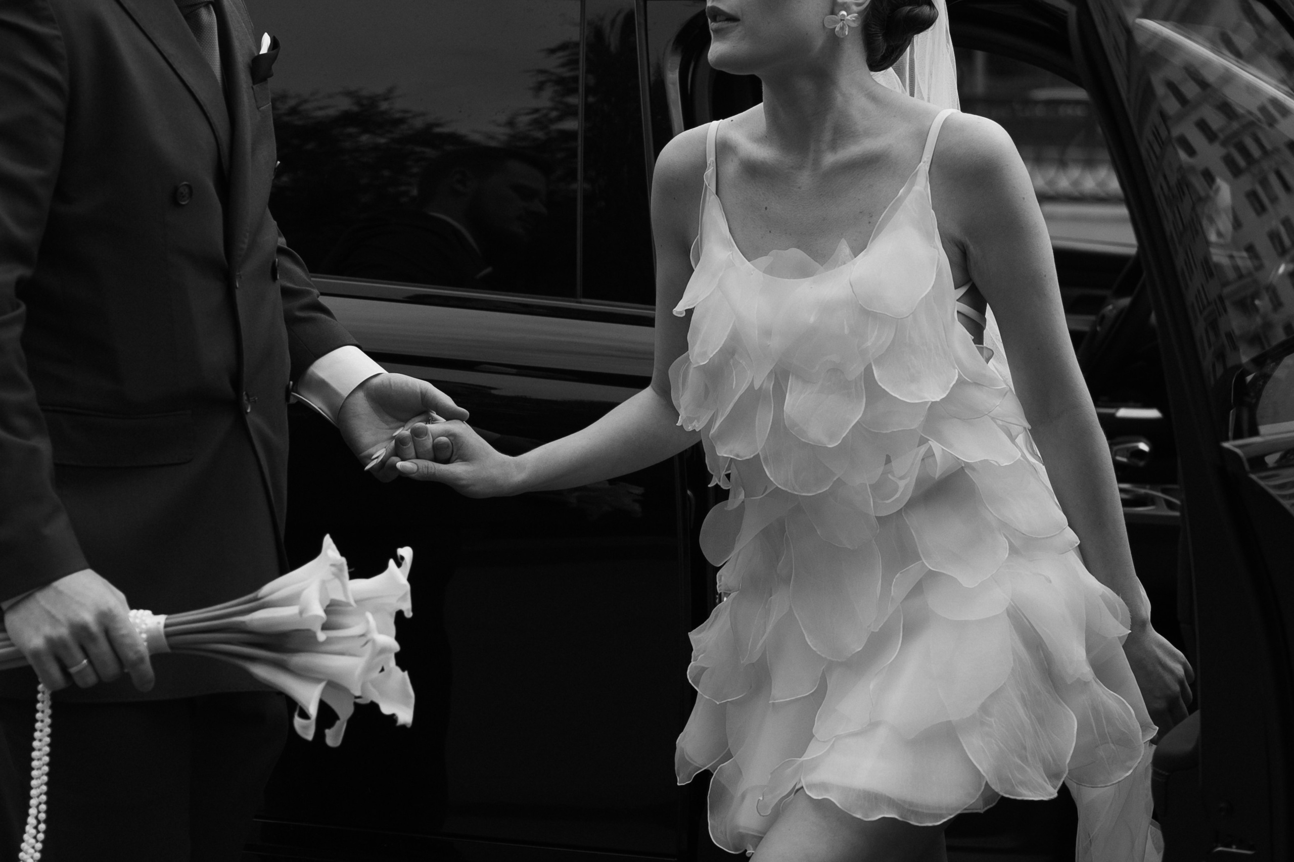 Ирина и Алексей | прогулка Котельническая наб. Свадебный фотограф Москва Анастасия Храмова