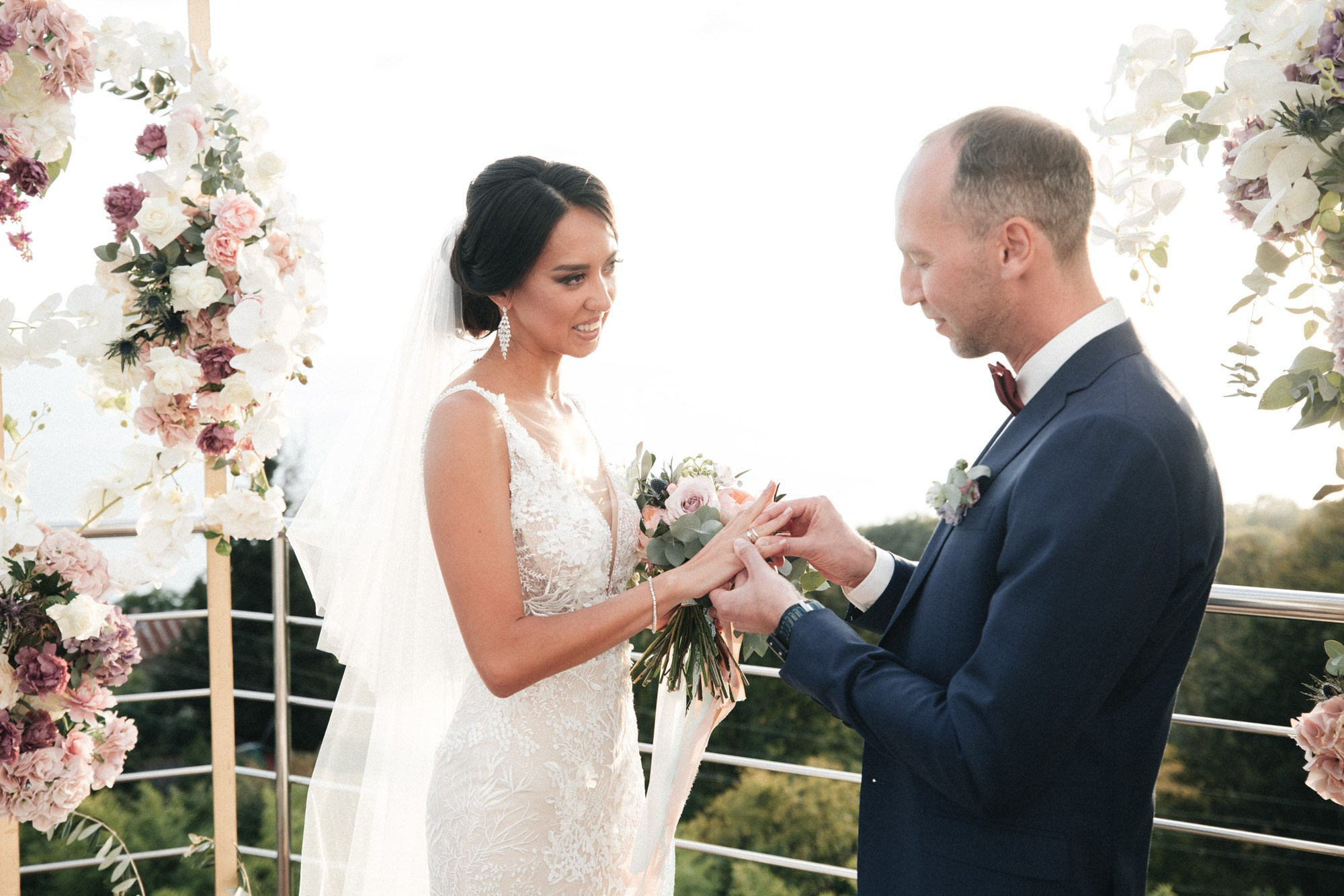 Свадебная фотосессия на вилле в Сочи. Свадебный, репортажный фотограф Дмитрий Макарченко