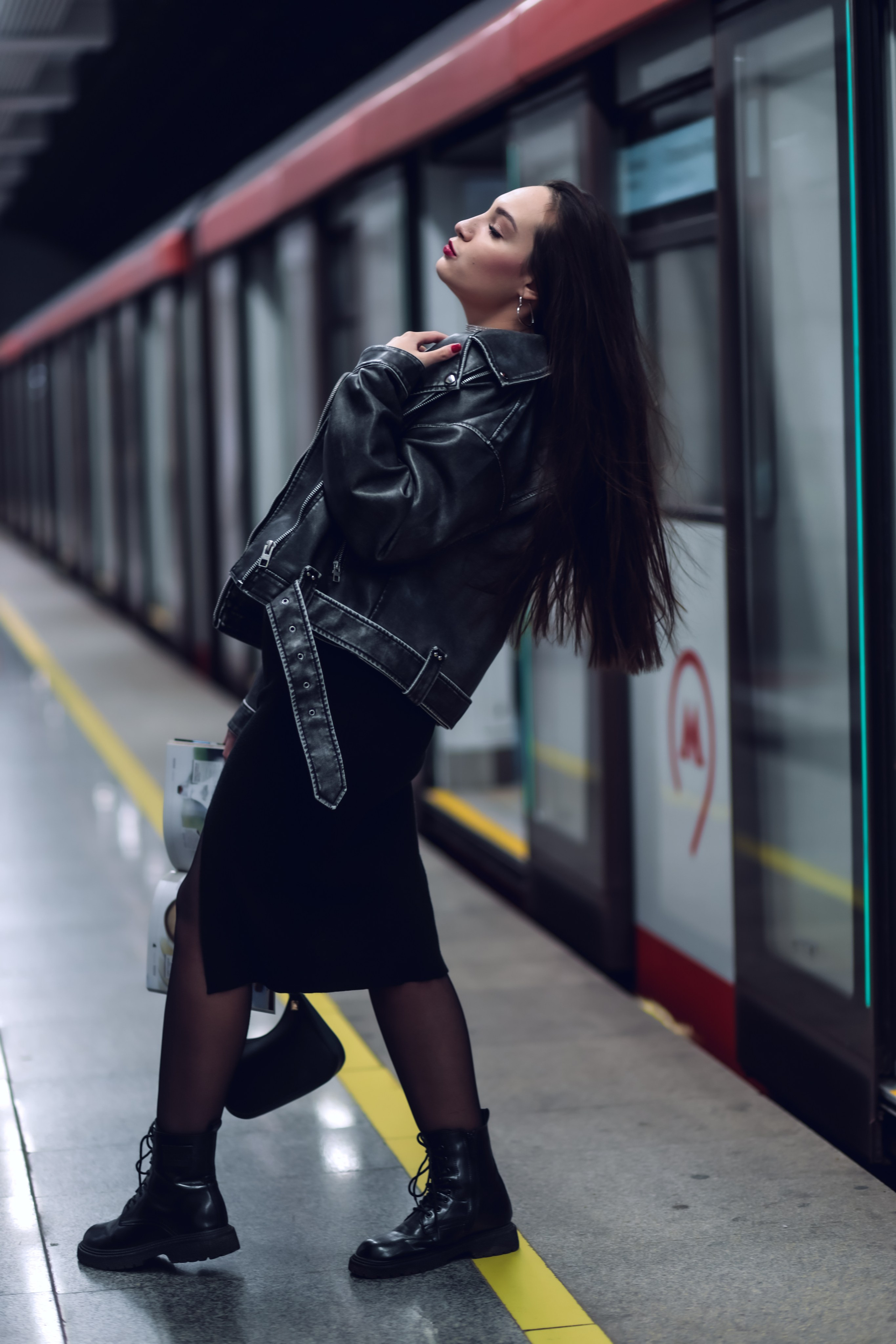 YANA METRO. Kharchenkotatianaweddingphoto