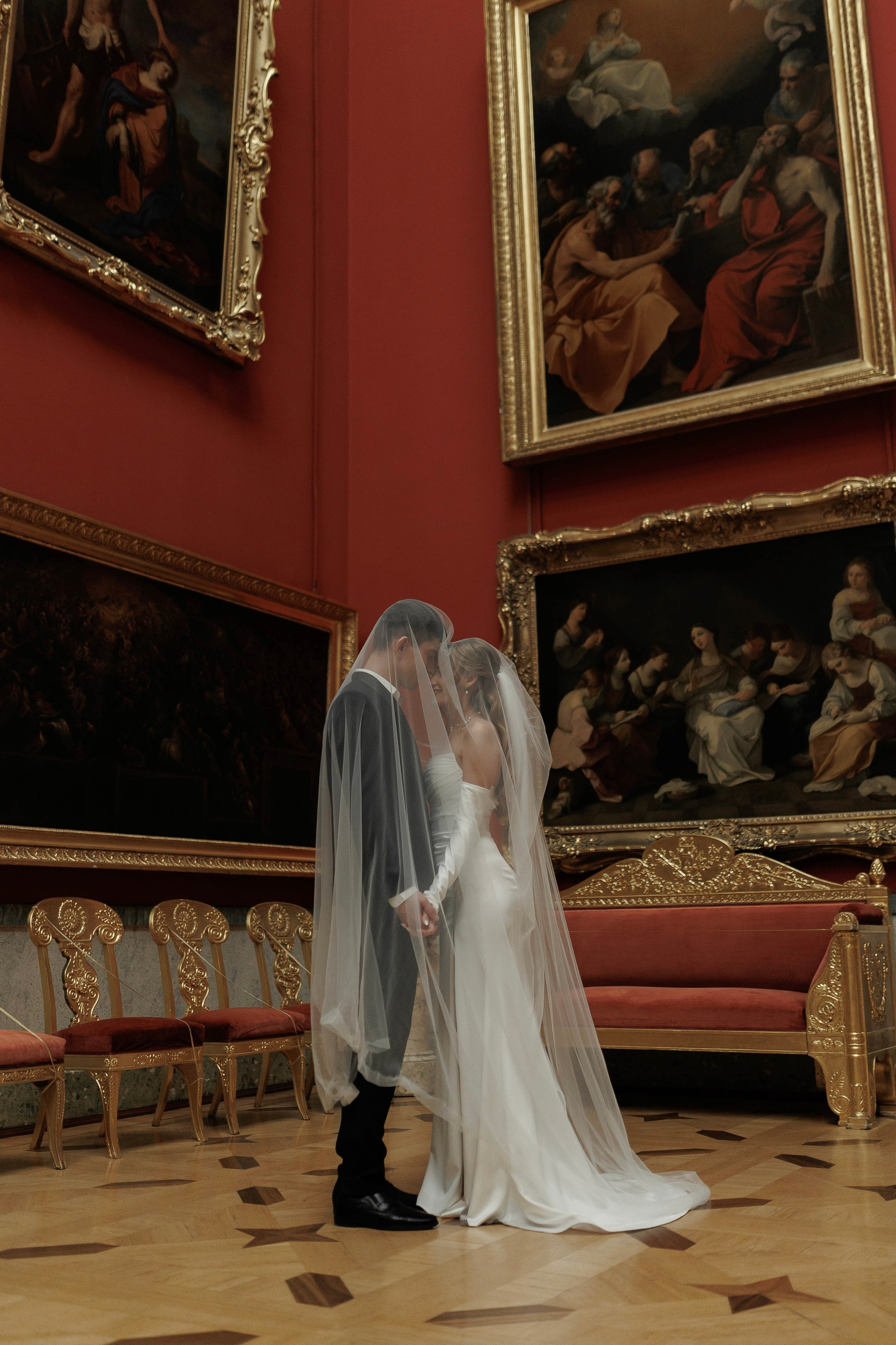 …. Свадебный фотограф в Санкт-Петербурге Александра Чукавина