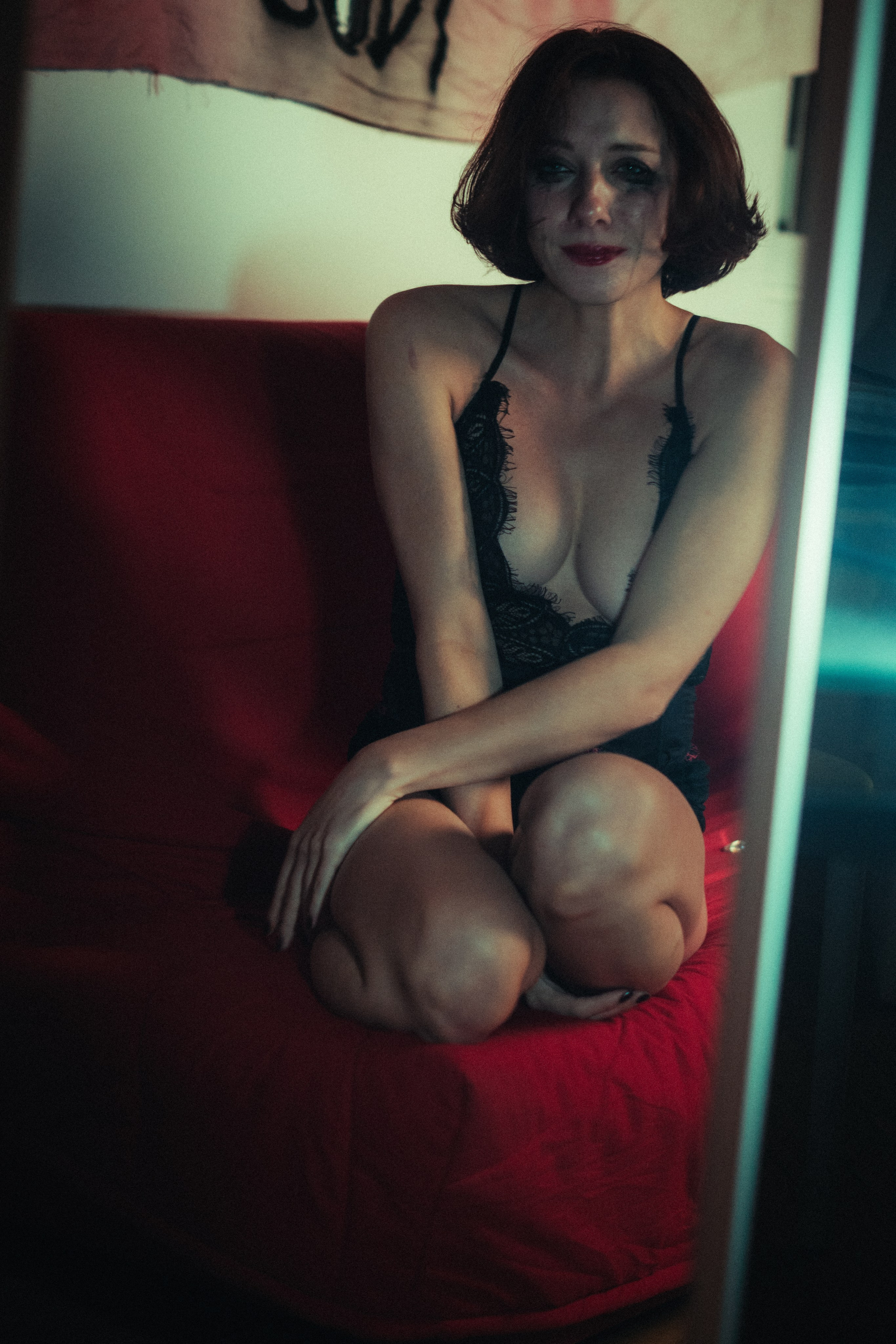 Des millions pour vos bombes des miettes pour nos vies. Фотограф Париж / Photographer Paris