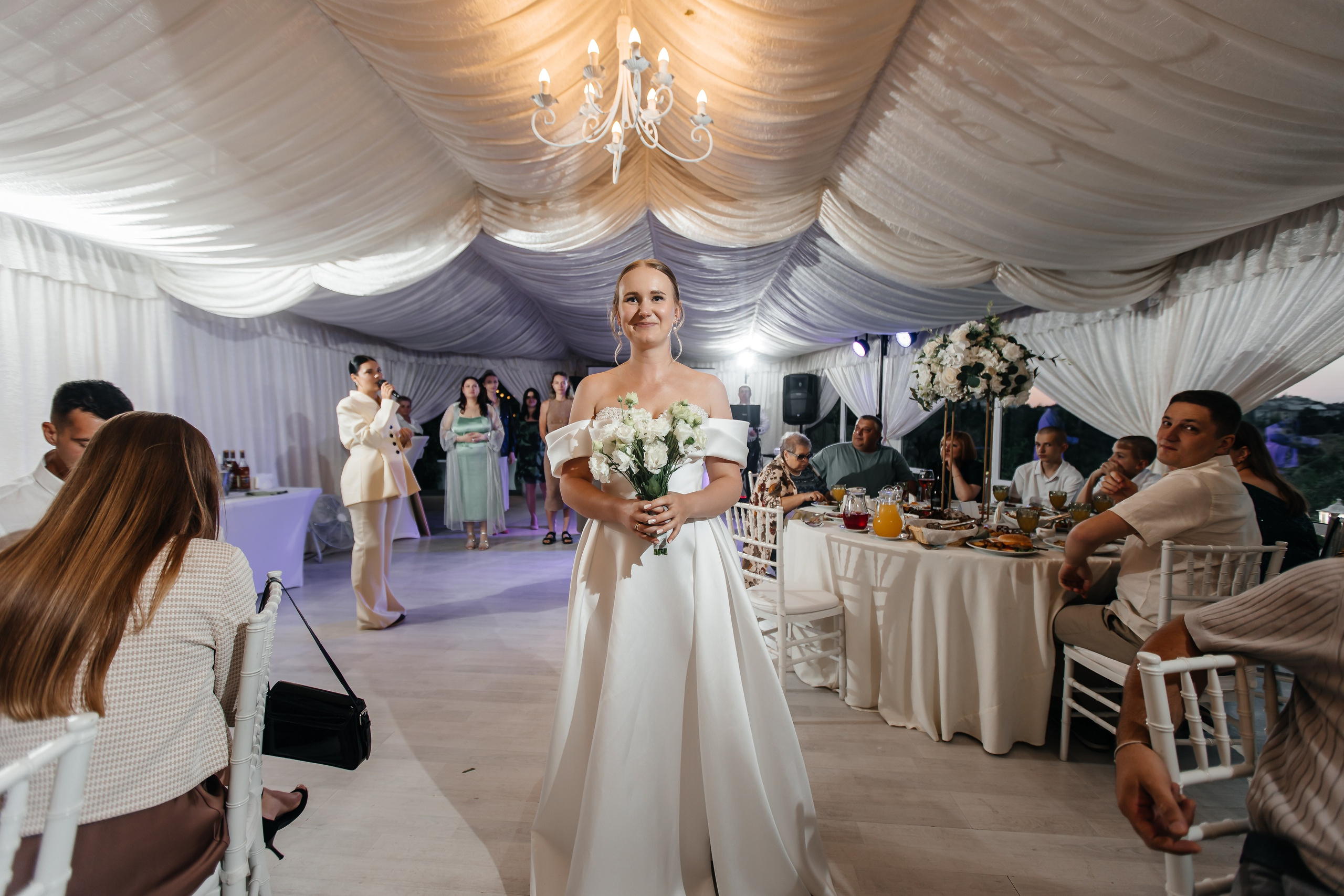 Анонс свадьбы Юлии и Игоря. Городская лавстори в Севастополе. Свадебный фотограф в Крыму и Севастополе Ольга Баскакова