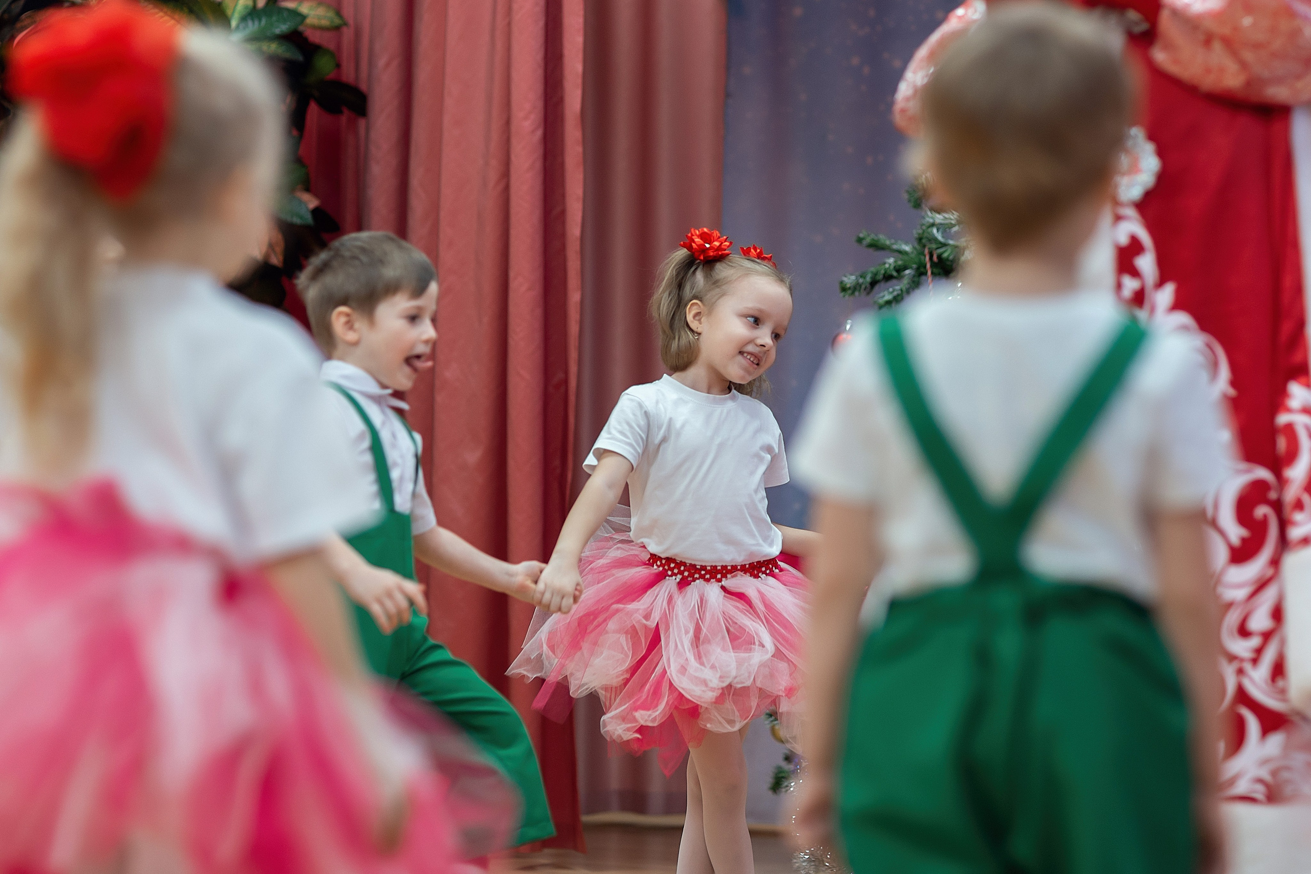 Утренник_"Карамельная фабрика» 2024. Семейный фотограф в Санкт-Петербурге