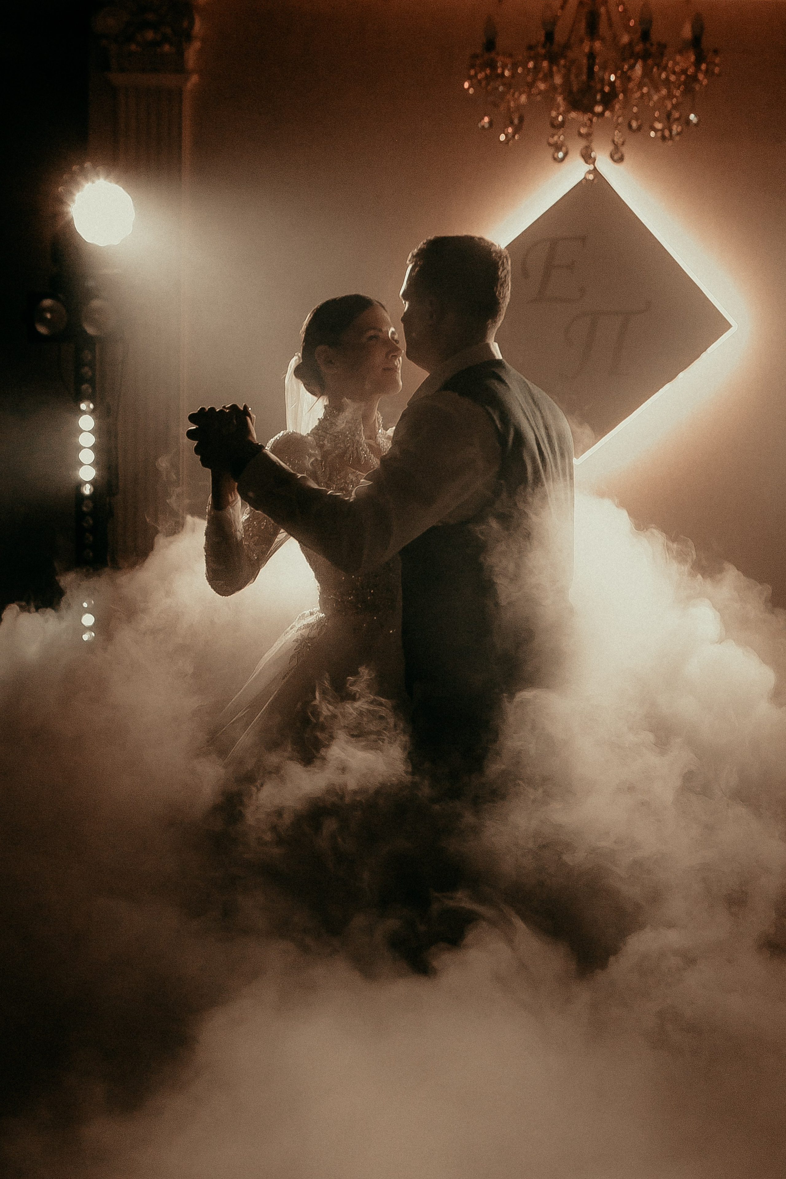 Егор и Полина 10.10.2025. Фотосъёмка в Барнауле. Свадебный фотограф