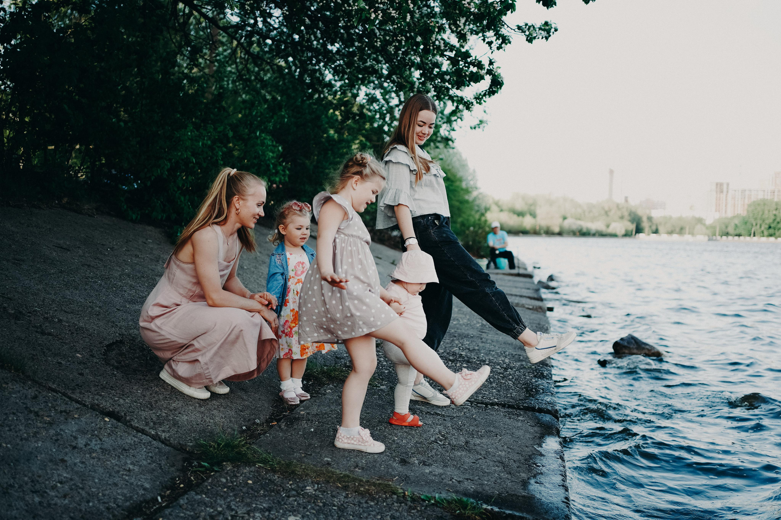 Дотянуться до воды. Ася Краснова