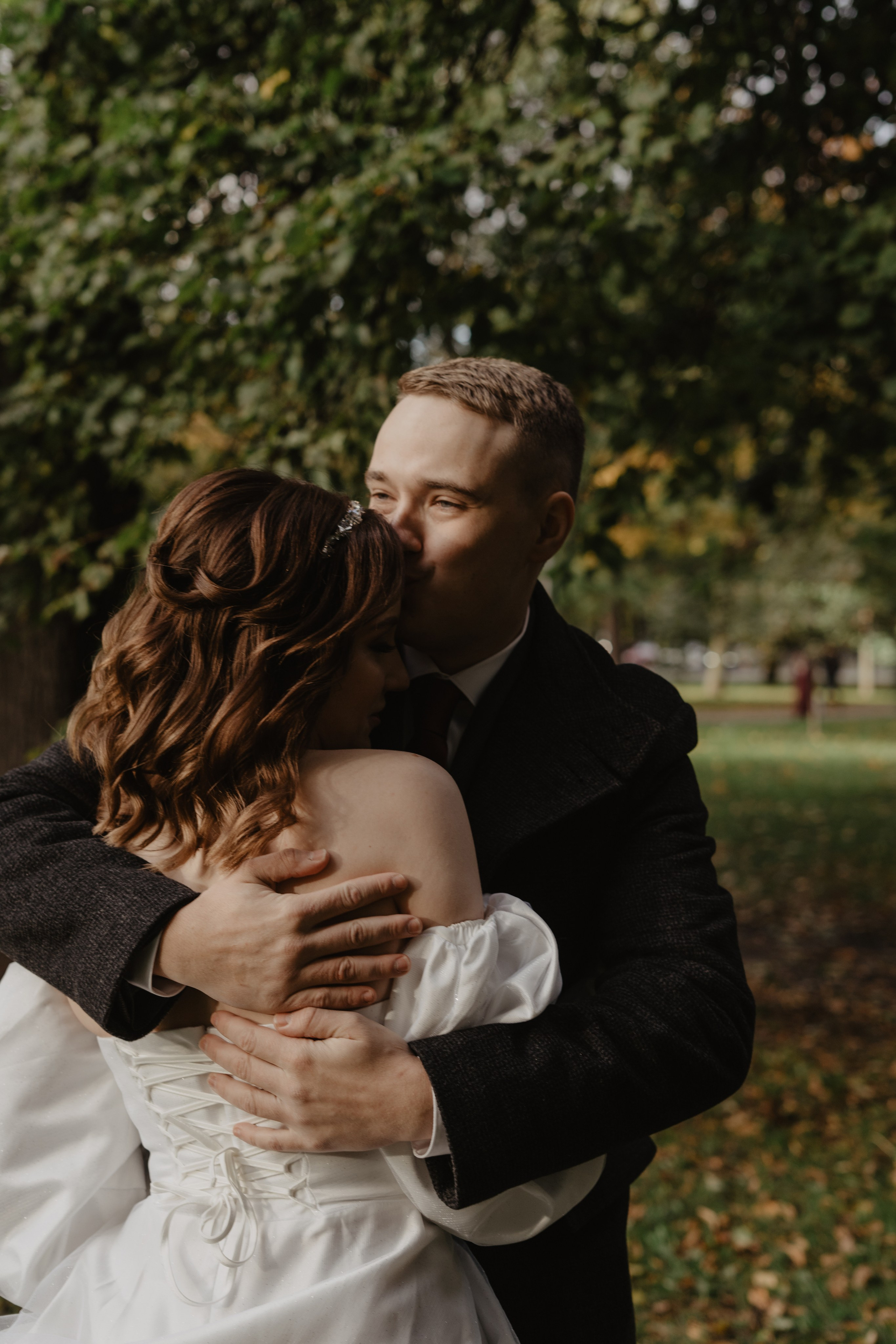 Оксана & Денис | Влюбленные на вокзале. Дина Альбур | Фотограф в Санкт-Петербурге
