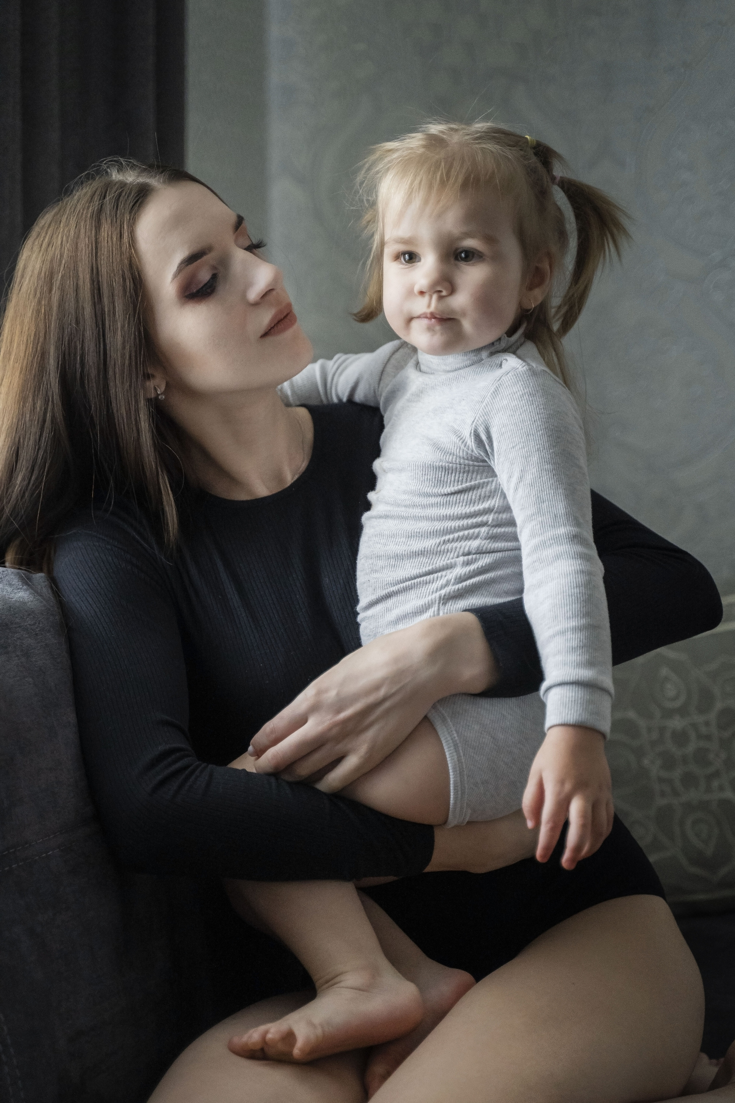 Юлия (домашняя фотосессия). Фотограф Вера Зверуго в Орле