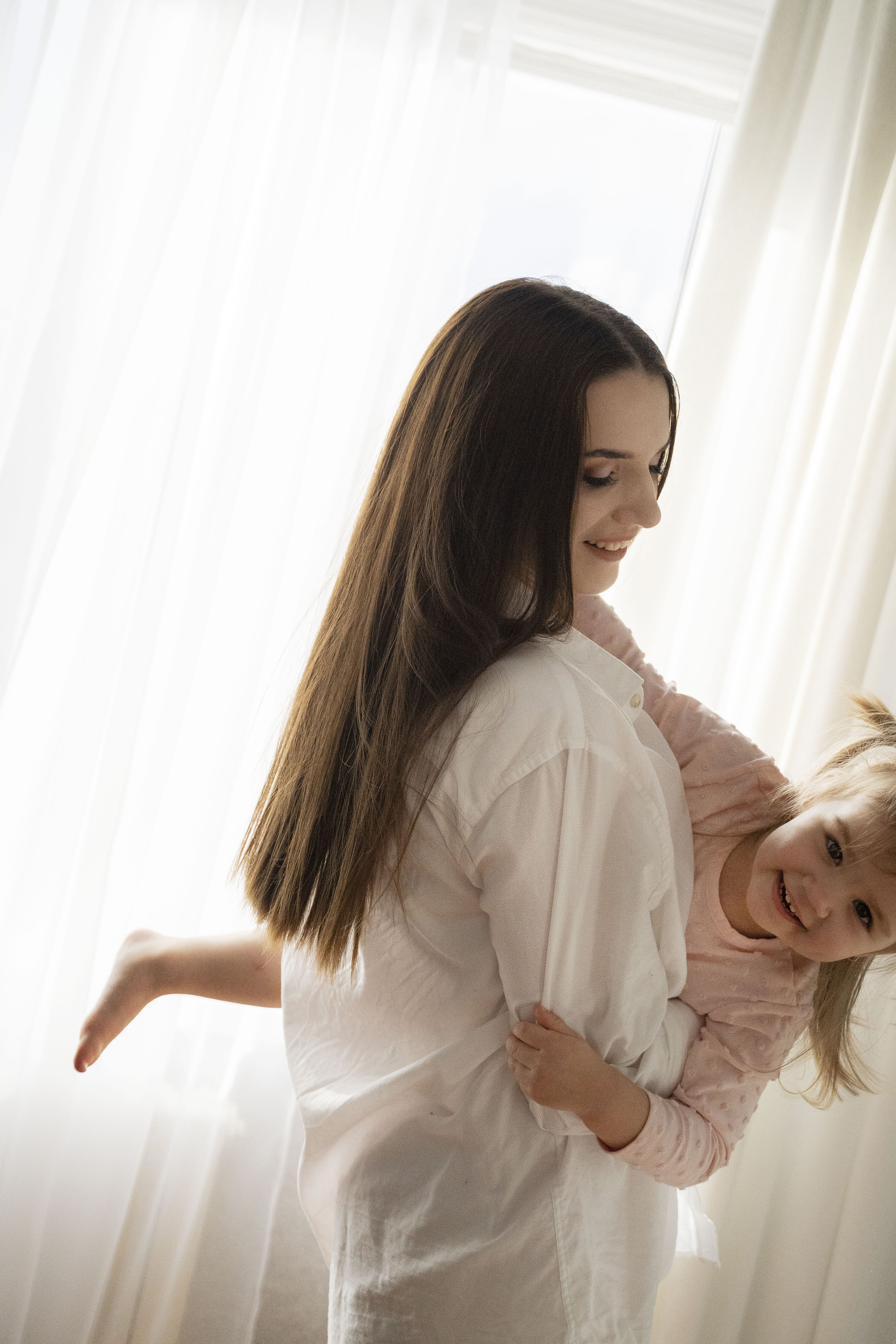 Юлия (домашняя фотосессия). Фотограф Вера Зверуго в Орле