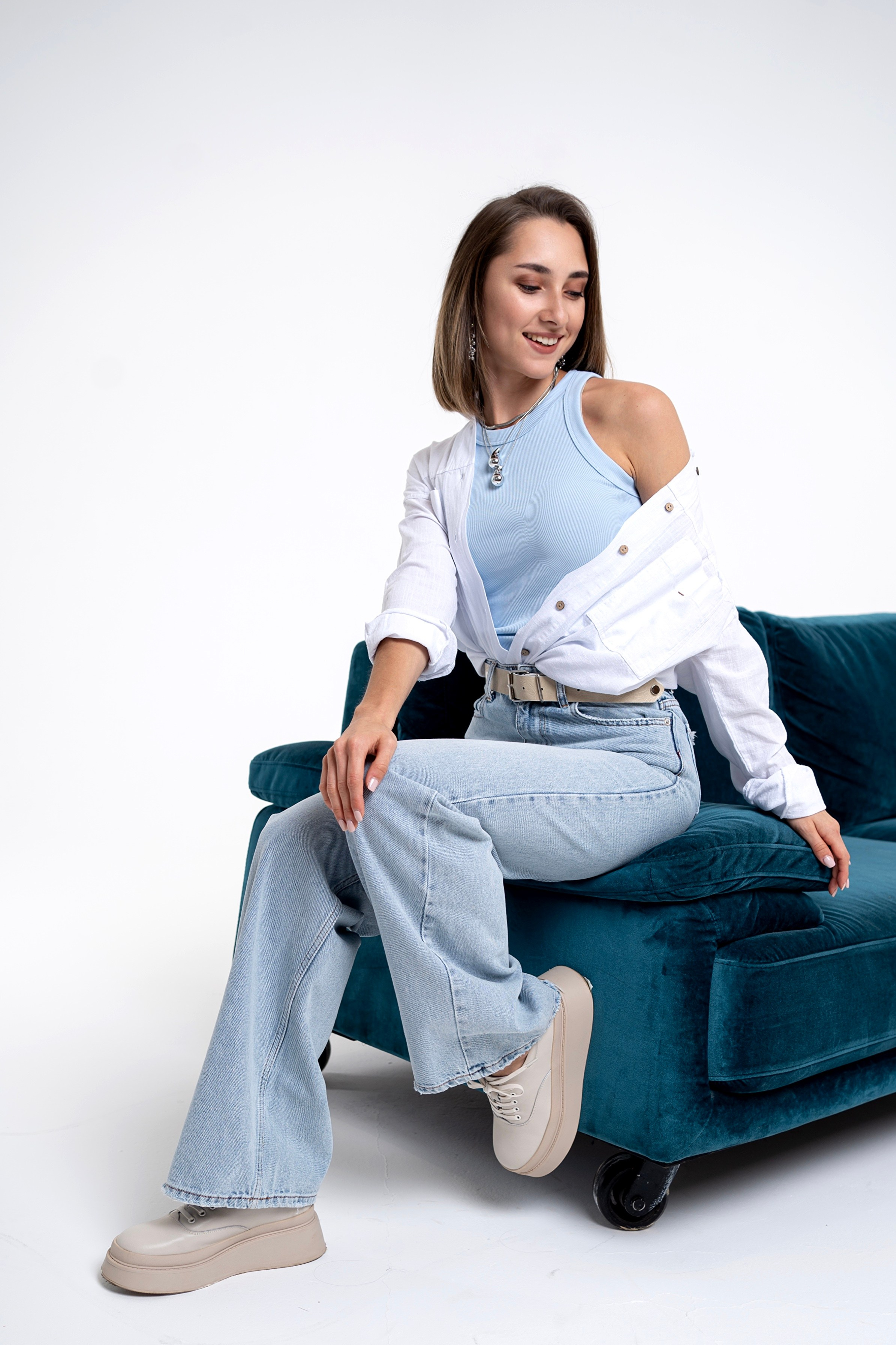 Юлия З. Фото и видео продакшн в Москве — съемка для брендов и маркетплейсов