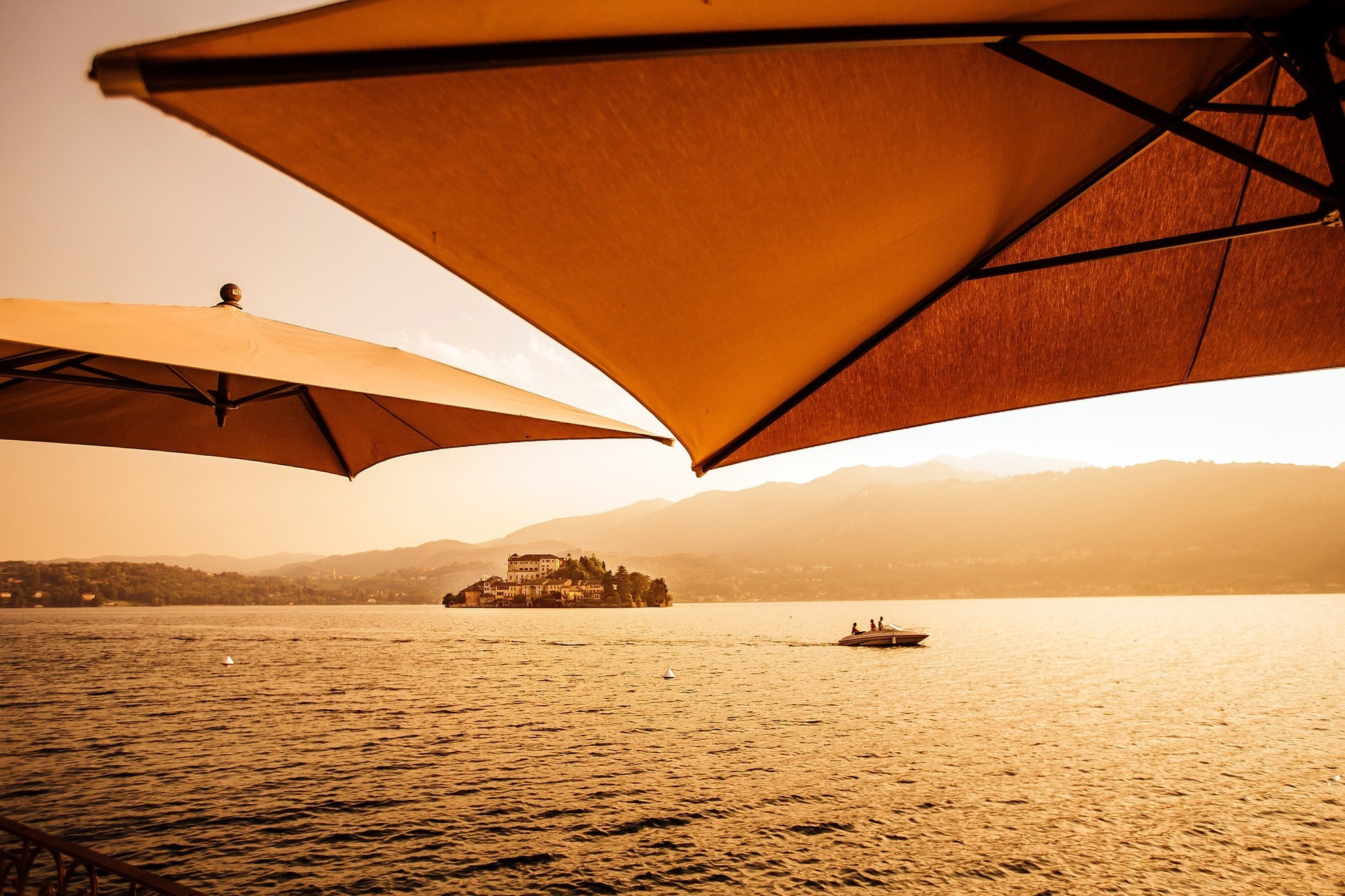 Татьяна и Джованни. Орта. Пьемонт. Любовь Чуляева — свадебный фотограф в Москве и Европе