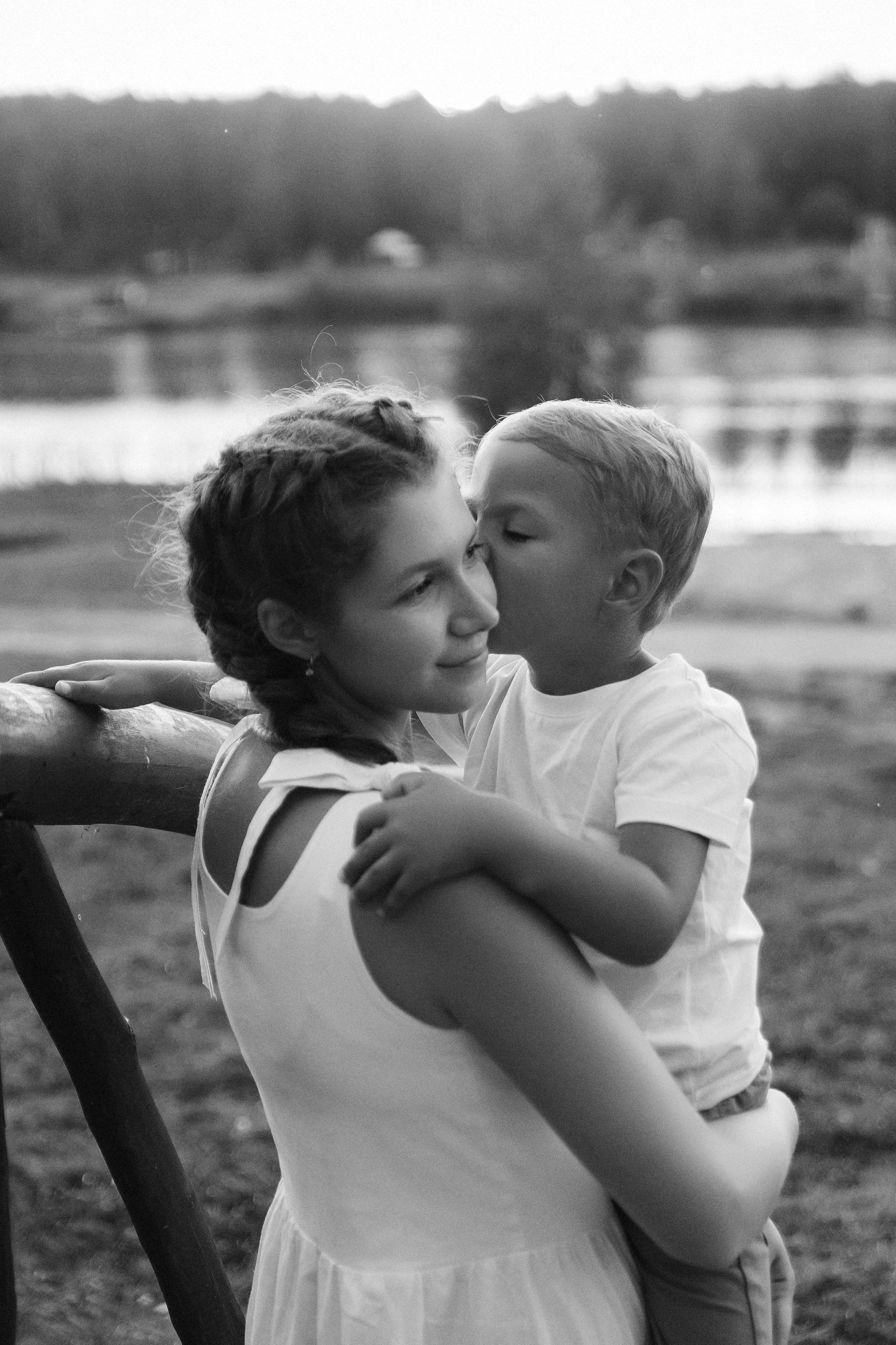Олег, Вика, Варя, Маша и Тима. Семейный фотограф • Домашние съемки в Нижнем Новгороде