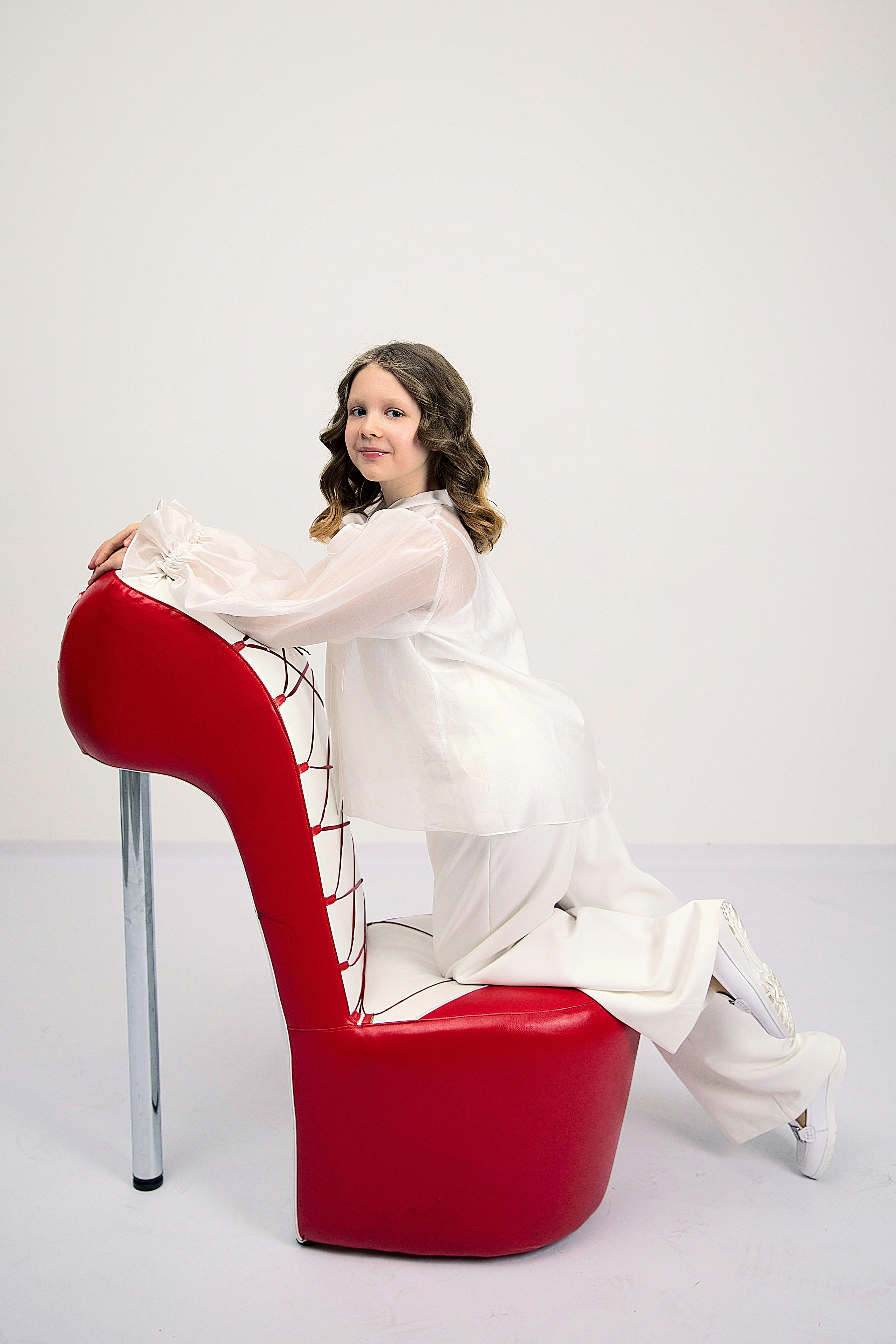 «ФАБРИКА ЗВЕЗД». Детский школьный фотограф в Кемерово Зиновьева Екатерина