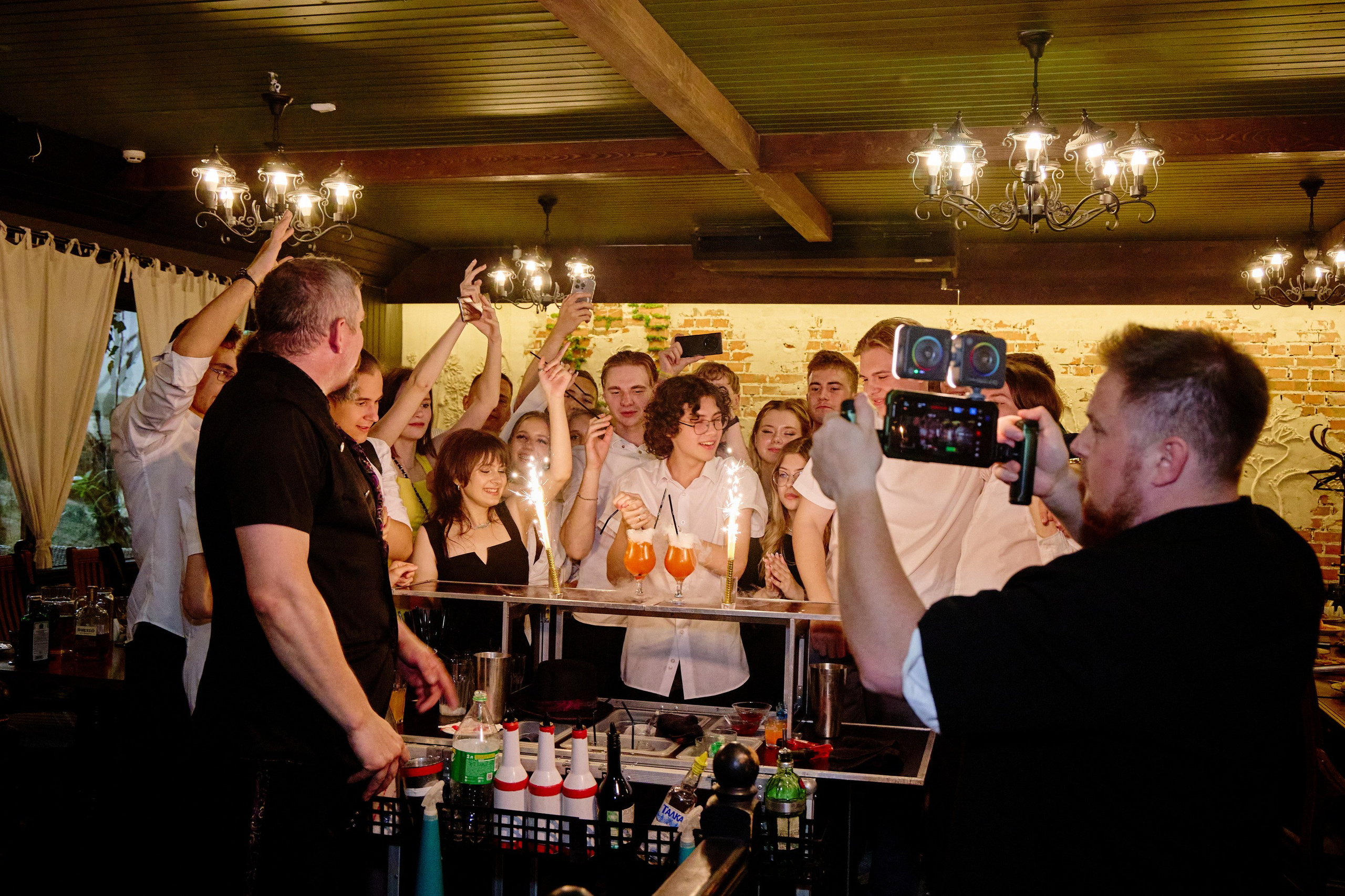 Выпускной 35 Сош. Фотограф Выпускные альбомы Таганрог Сергей Коробченко