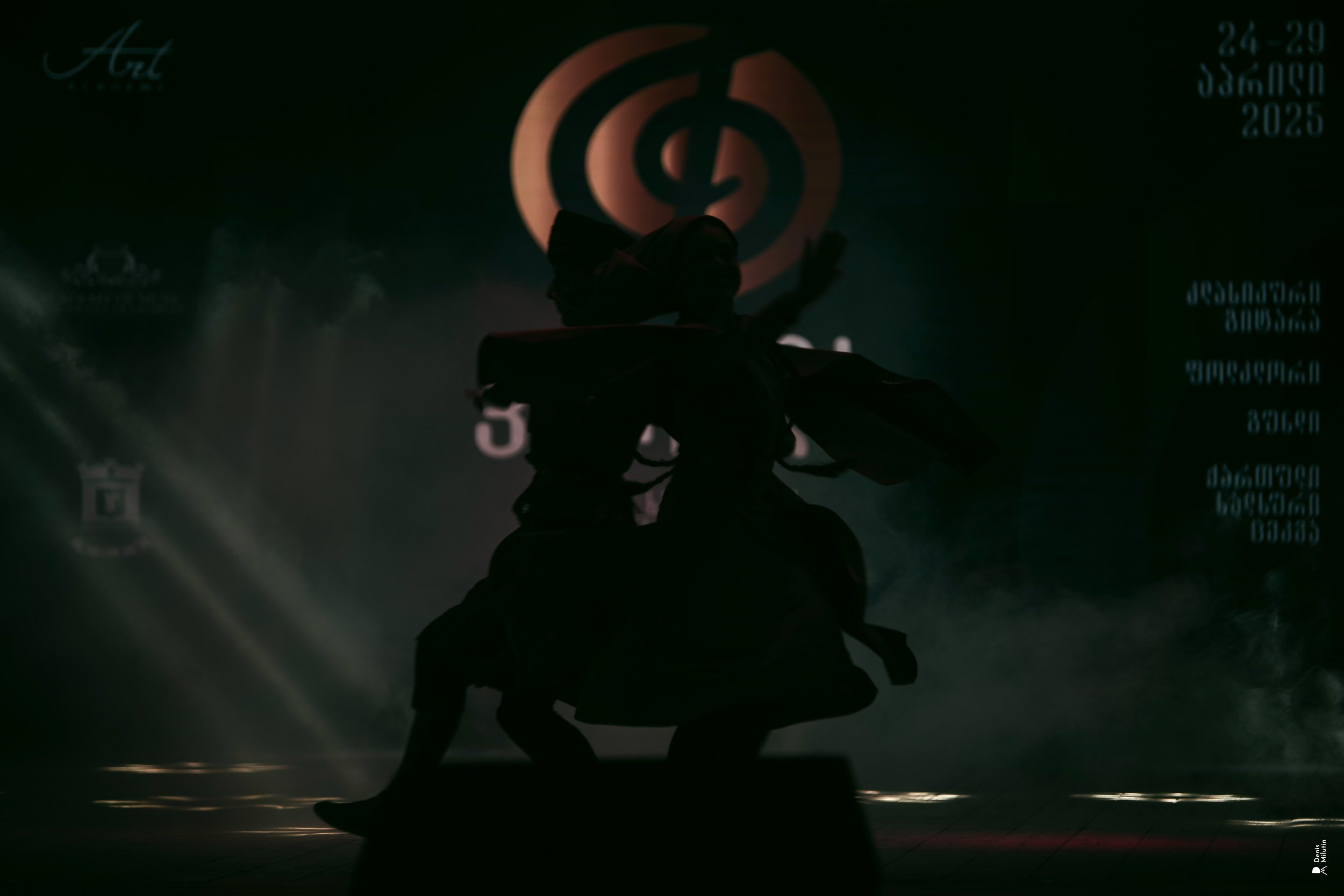 Танцы в Хоби. Портретный фотограф Денис Милютин