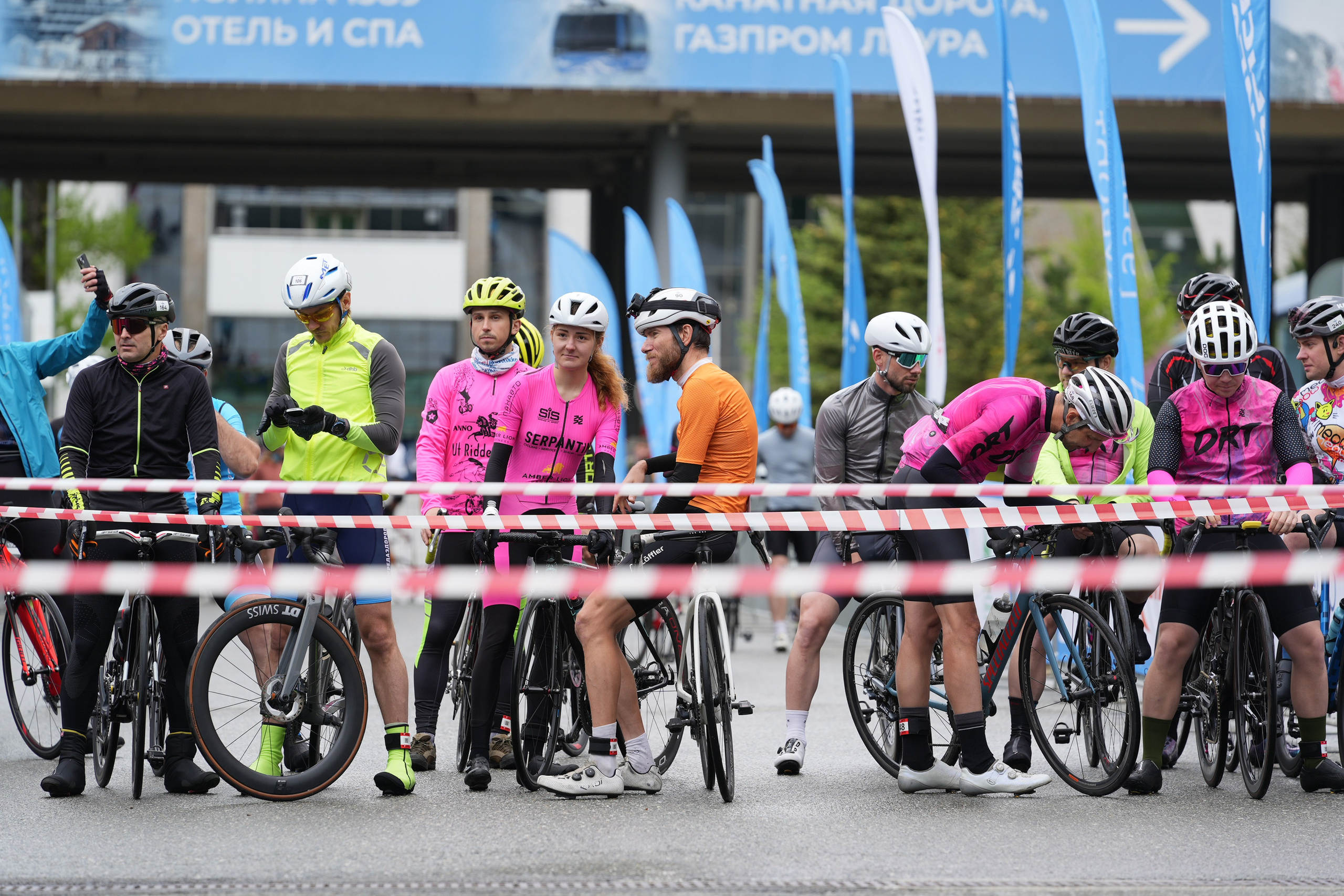 Велогонка «Три горы» на курортах горного кластера Красная Поляна. Репортажный фотограф в Красной Поляне и Сочи Павлюченко Екатерина