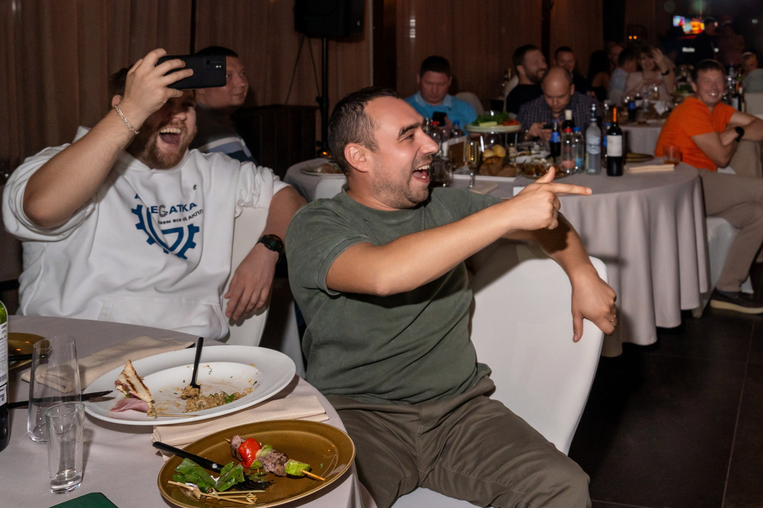 Гала-ужин для компании «Agregatka». Репортажный фотограф в Красной Поляне и Сочи Павлюченко Екатерина