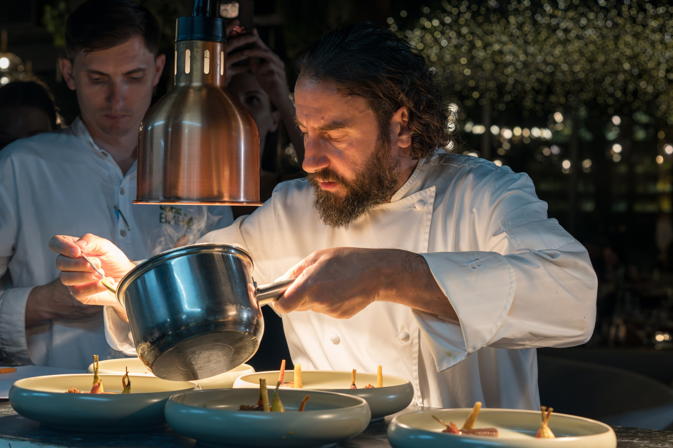 Гастрономический ужин «Лесная Италия» с Мирко Дзаго в ресторане RiverSide. Репортажный фотограф в Красной Поляне и Сочи Павлюченко Екатерина