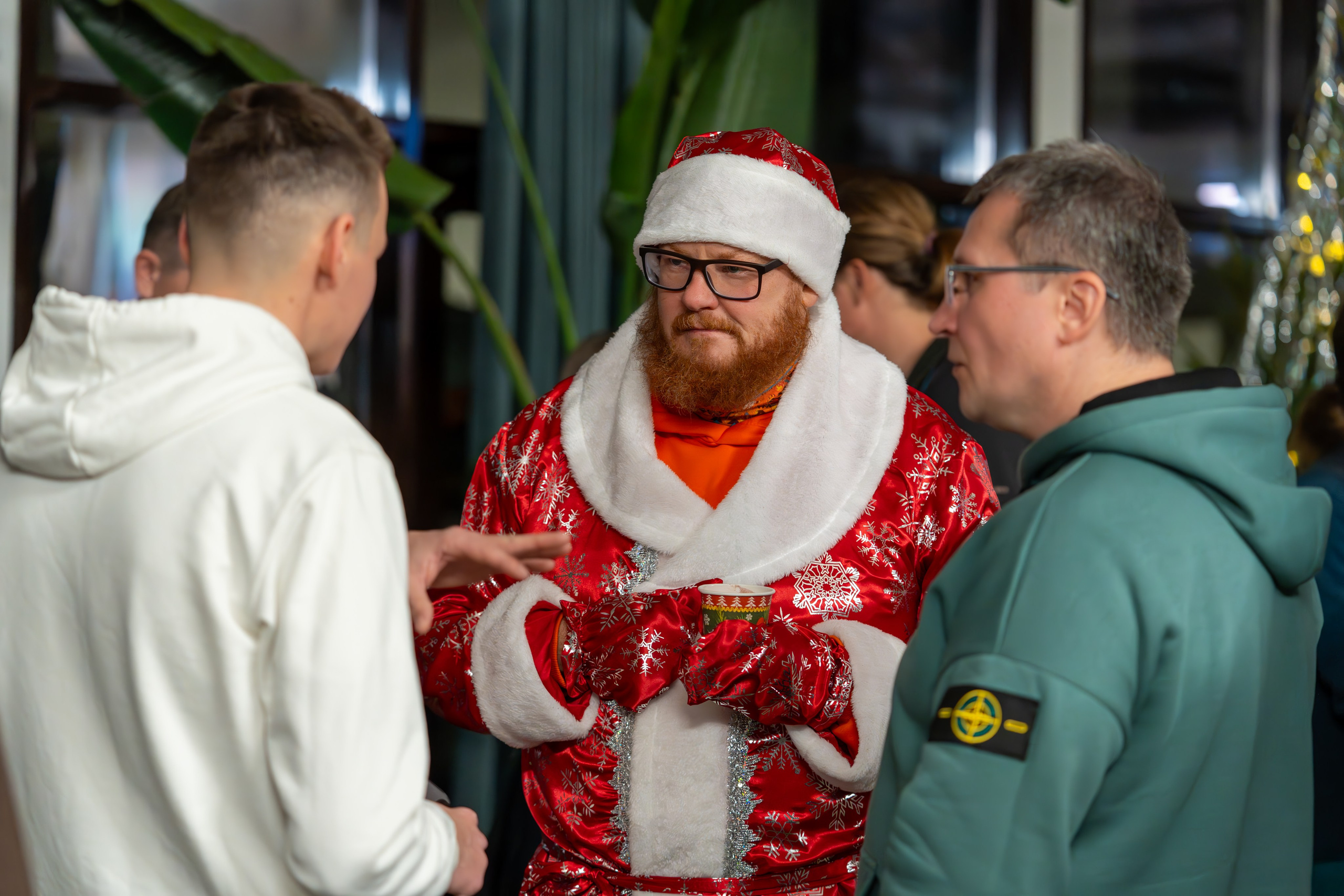 Предновогодняя встреча в пространстве Steford Hub. Репортажный фотограф в Красной Поляне и Сочи Павлюченко Екатерина