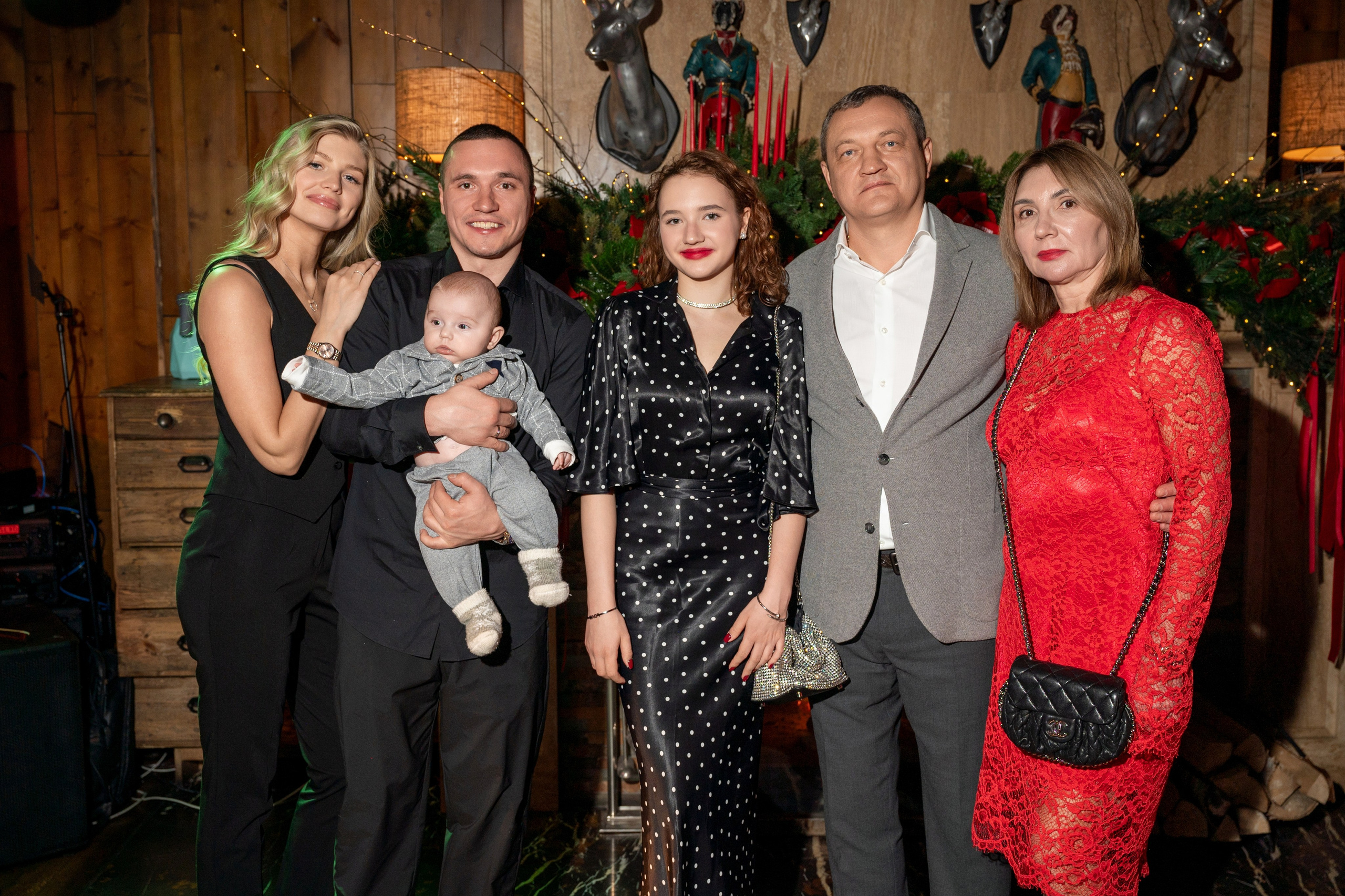 Новый год 2025 в ресторане Red Fox. Репортажный фотограф в Красной Поляне и Сочи Павлюченко Екатерина