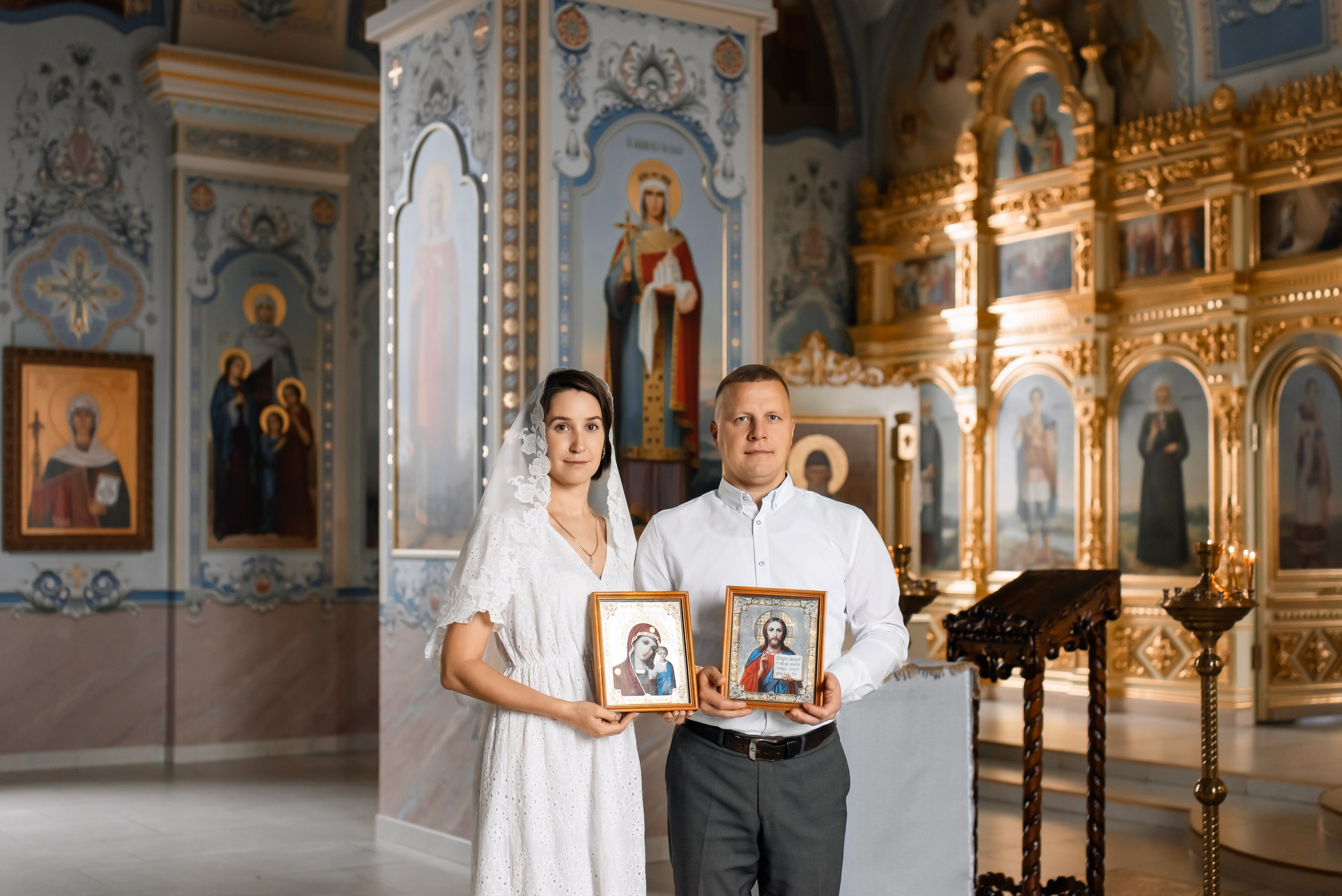 Венчание. Храм Введения во храм Пресвятой Богородицы. Церковный фотограф на Таинство Крещения и Венчания в Оренбурге и Оренбургской области Екатерина Белкина