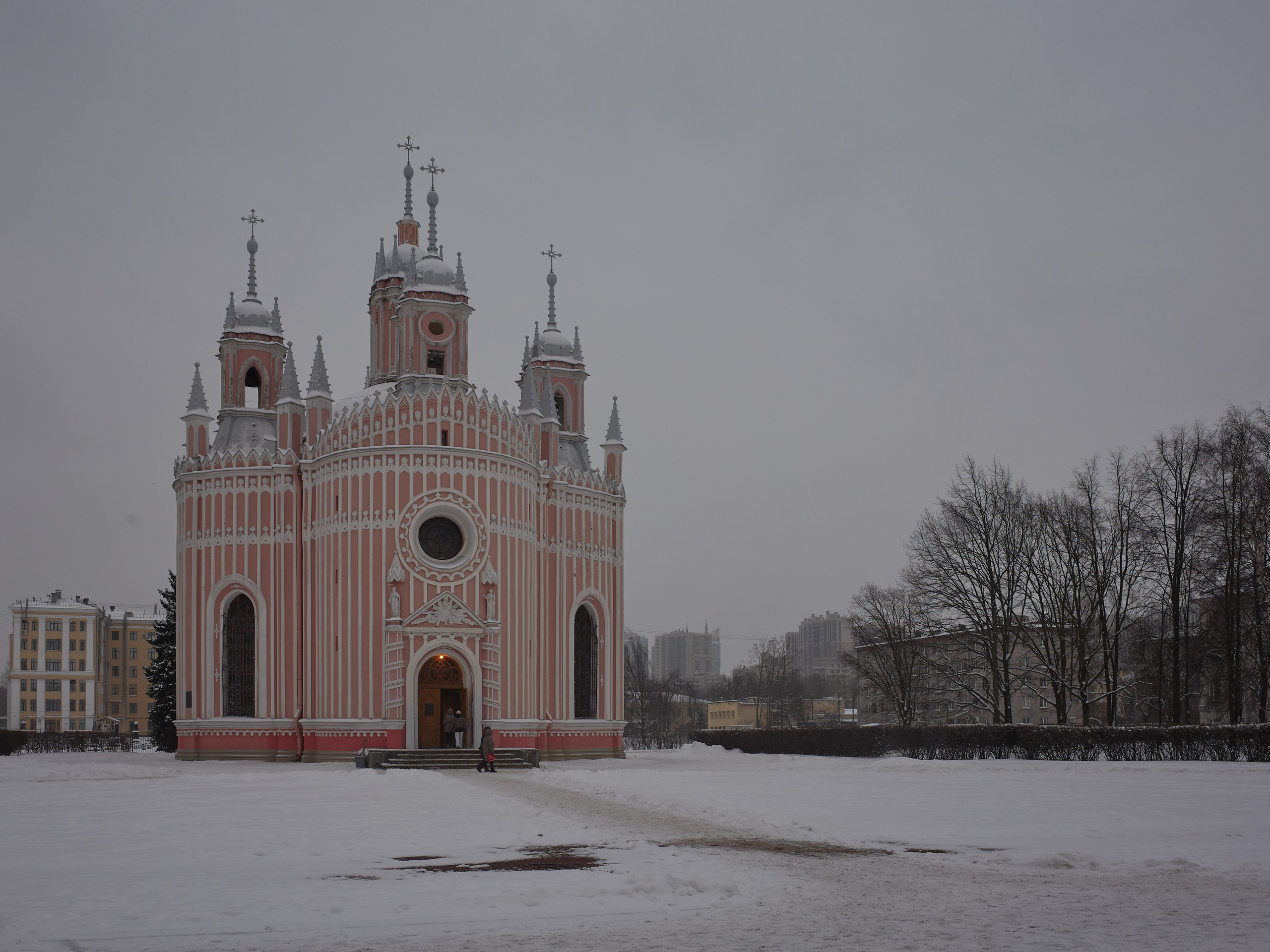 Вера в большом городе. Ольга Шкотова документальный фотограф