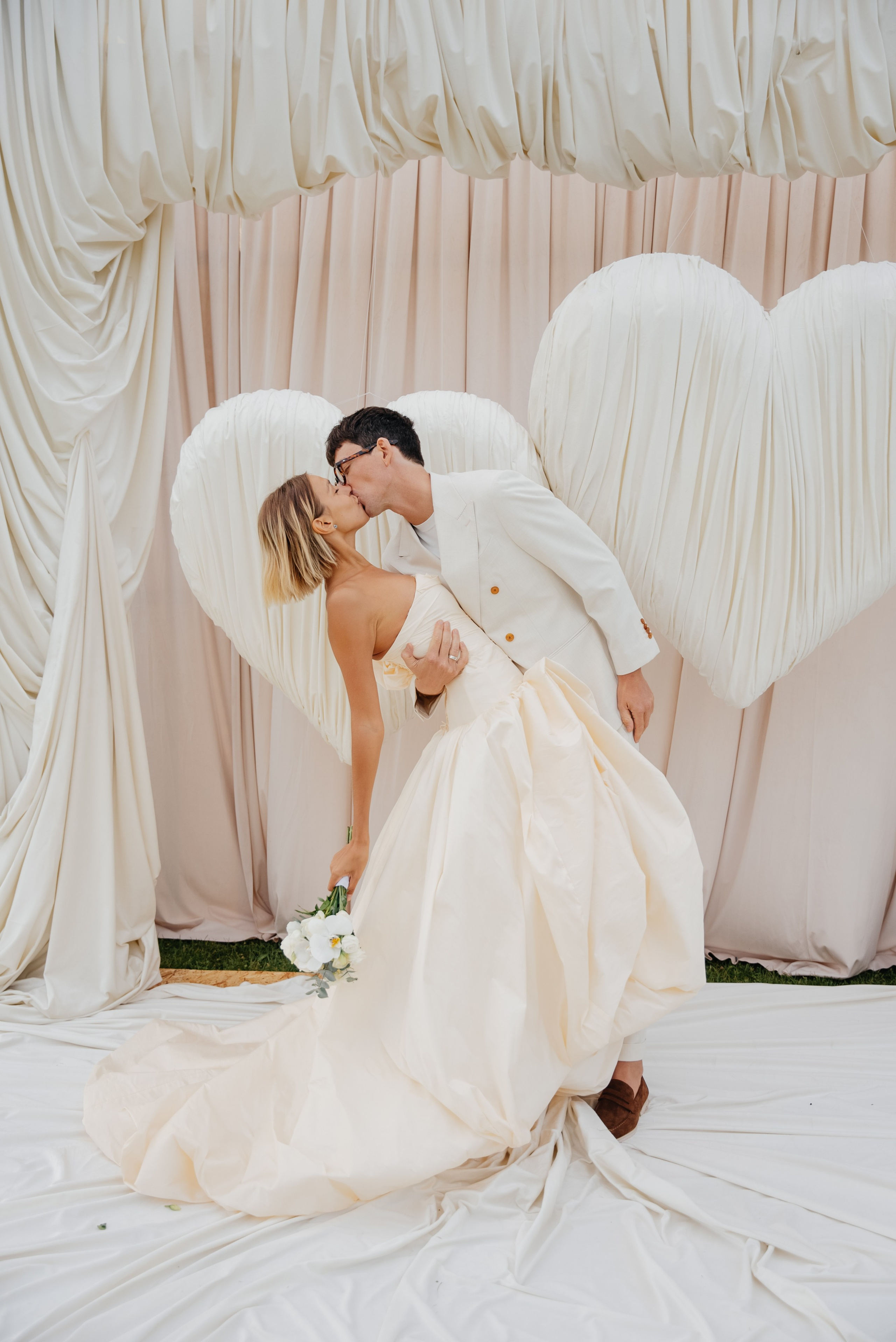 WEDDING. Akkanatart.kz