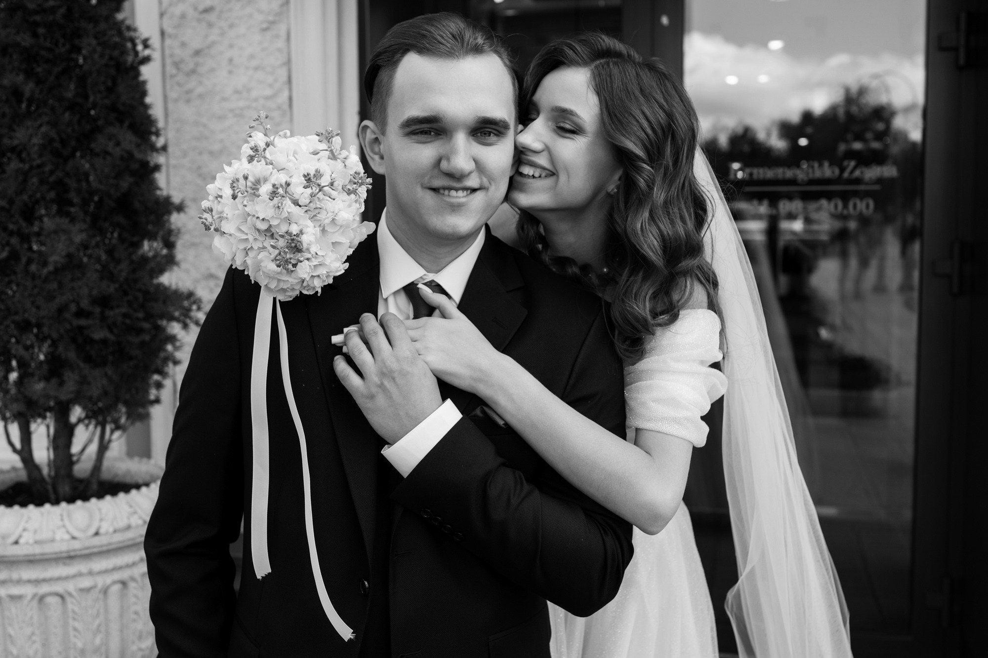 Полина и Данил. Свадебный и портретный фотограф в Омске Матвей Краузе