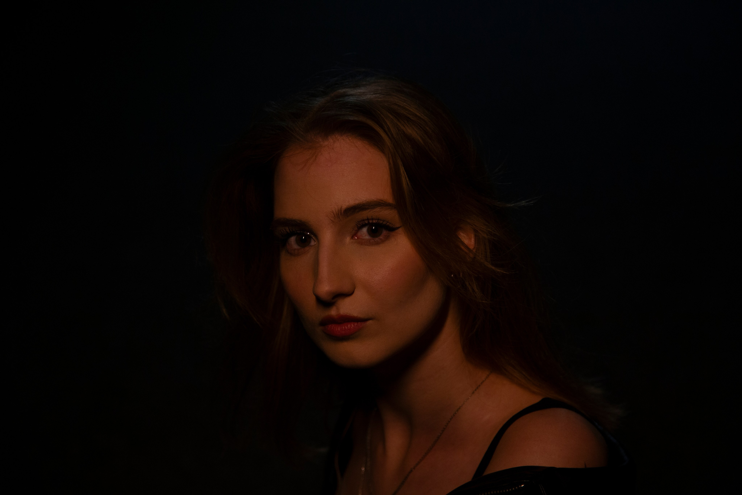 Ночь плывет черным-черна. Репортажный и портретный фотограф Казань / Горячих Полина