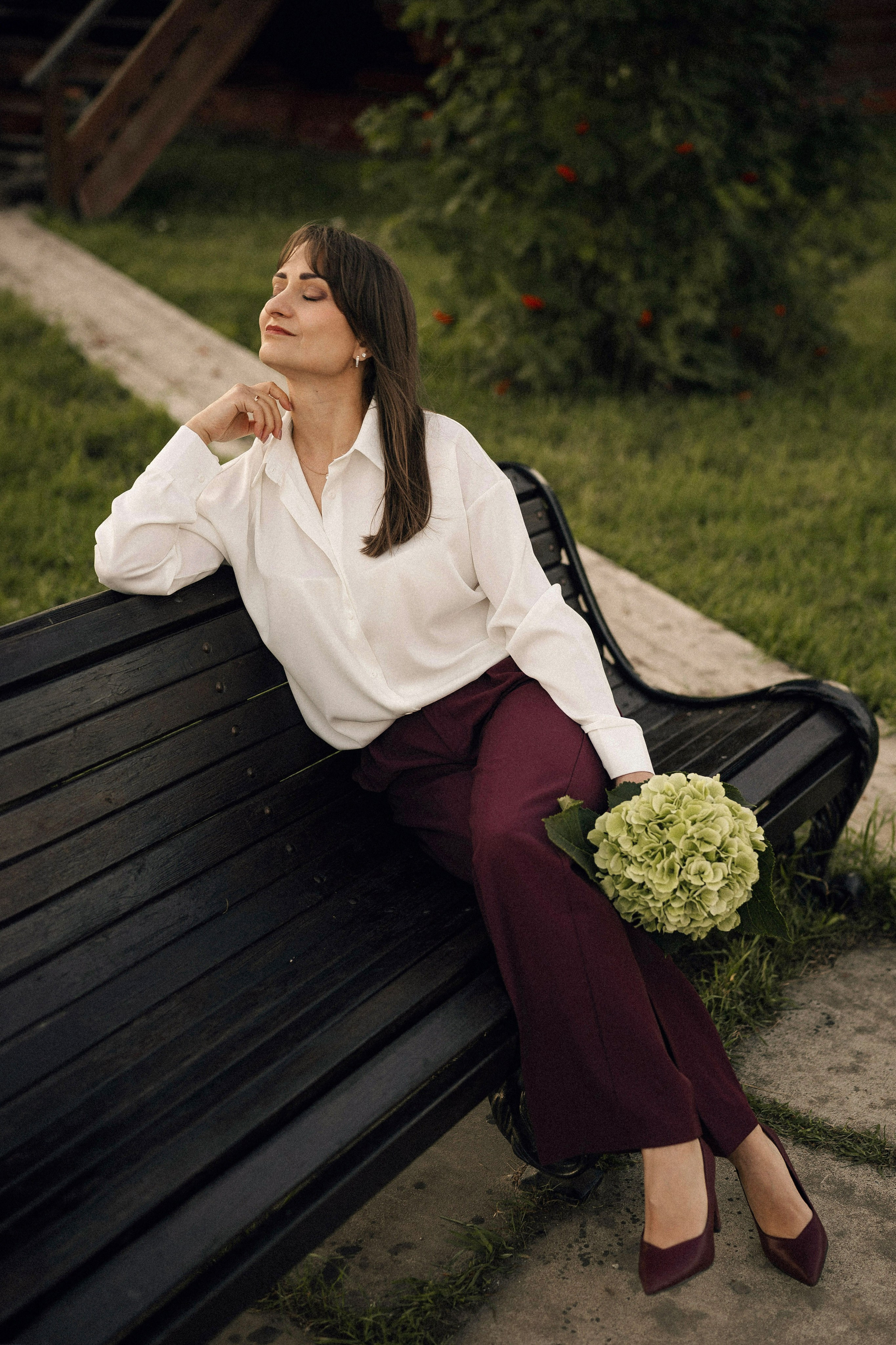 Натали с гортензией. Портретный, семейный и свадебный фотограф в Нарьян-Маре