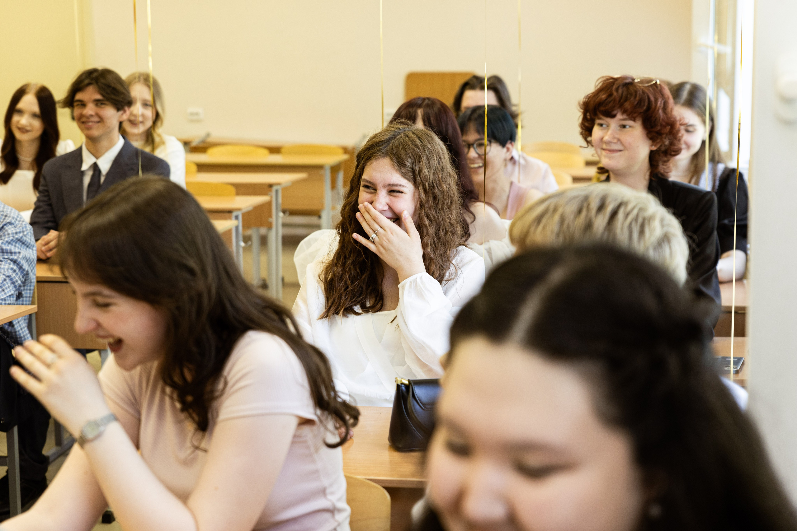 Последний звонок СУНЦ. Фотограф Родион Нарудинов