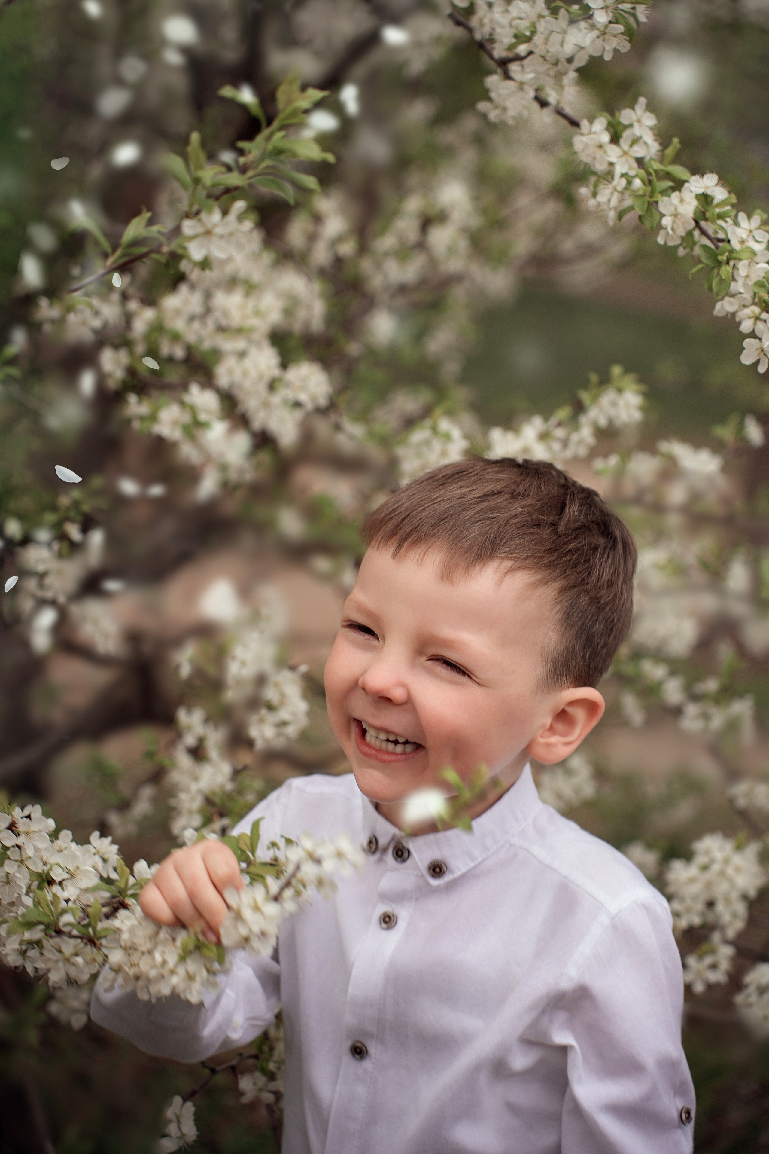 Детский весенний портрет в Красногорске. Фотограф Ольга Чувалдина Москва