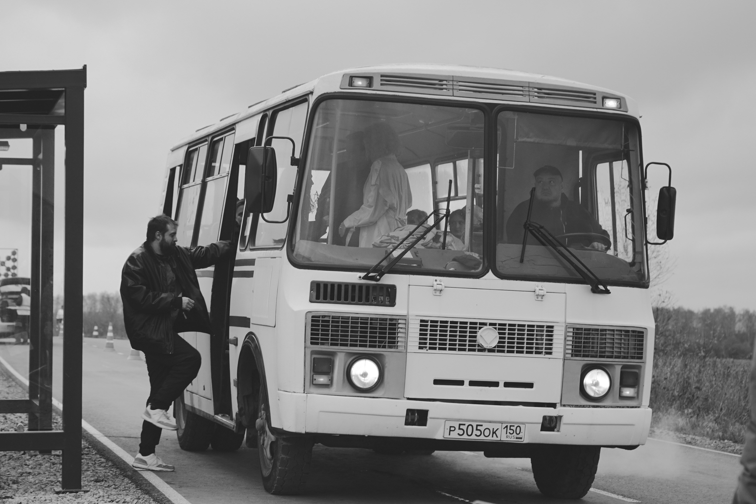 За кадром — КФ " Я женил своих родителей ". Beardy Pix