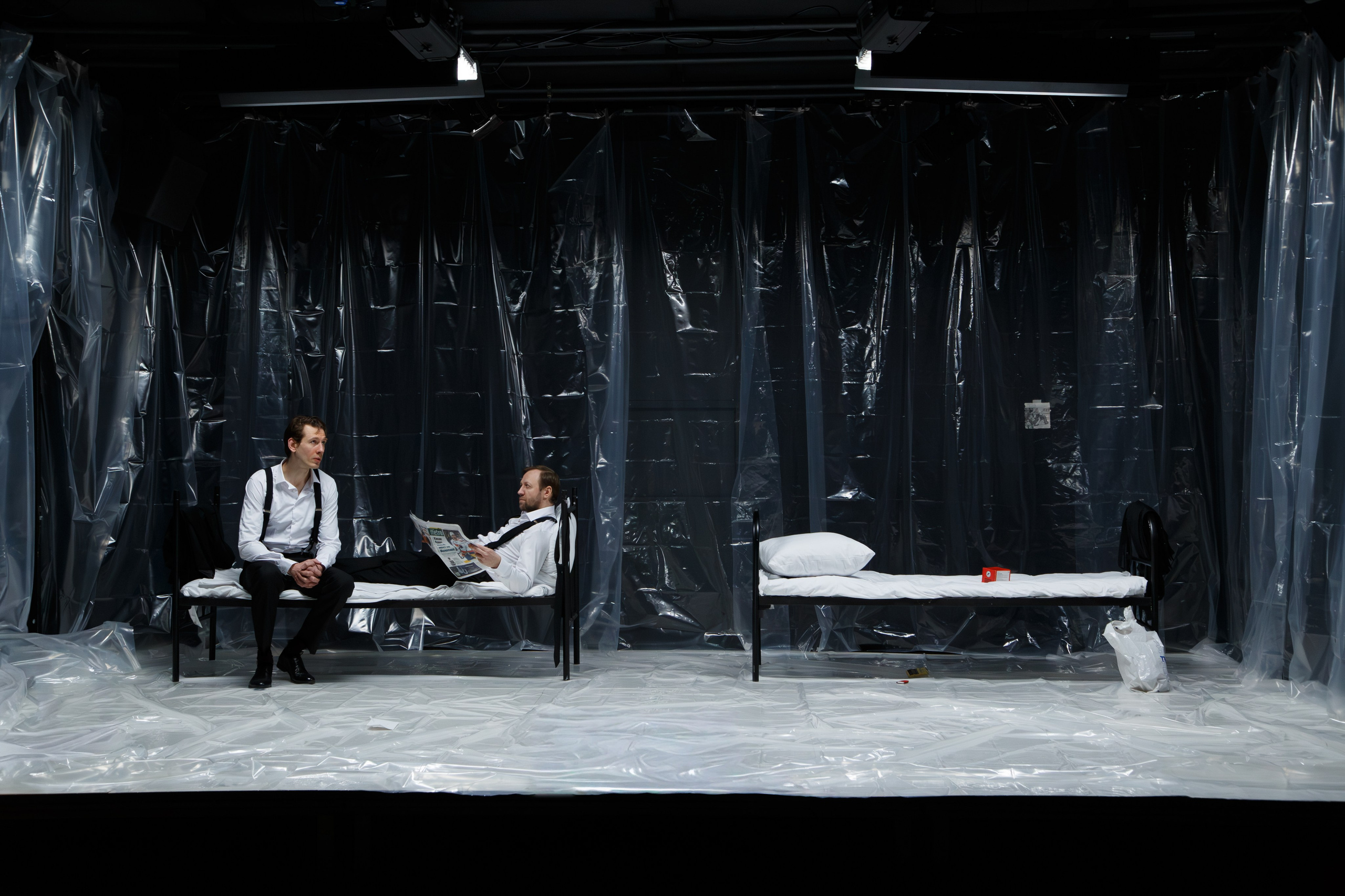 Спектакль «Немой официант» (Г.Пинтер), реж. А.Шендрик