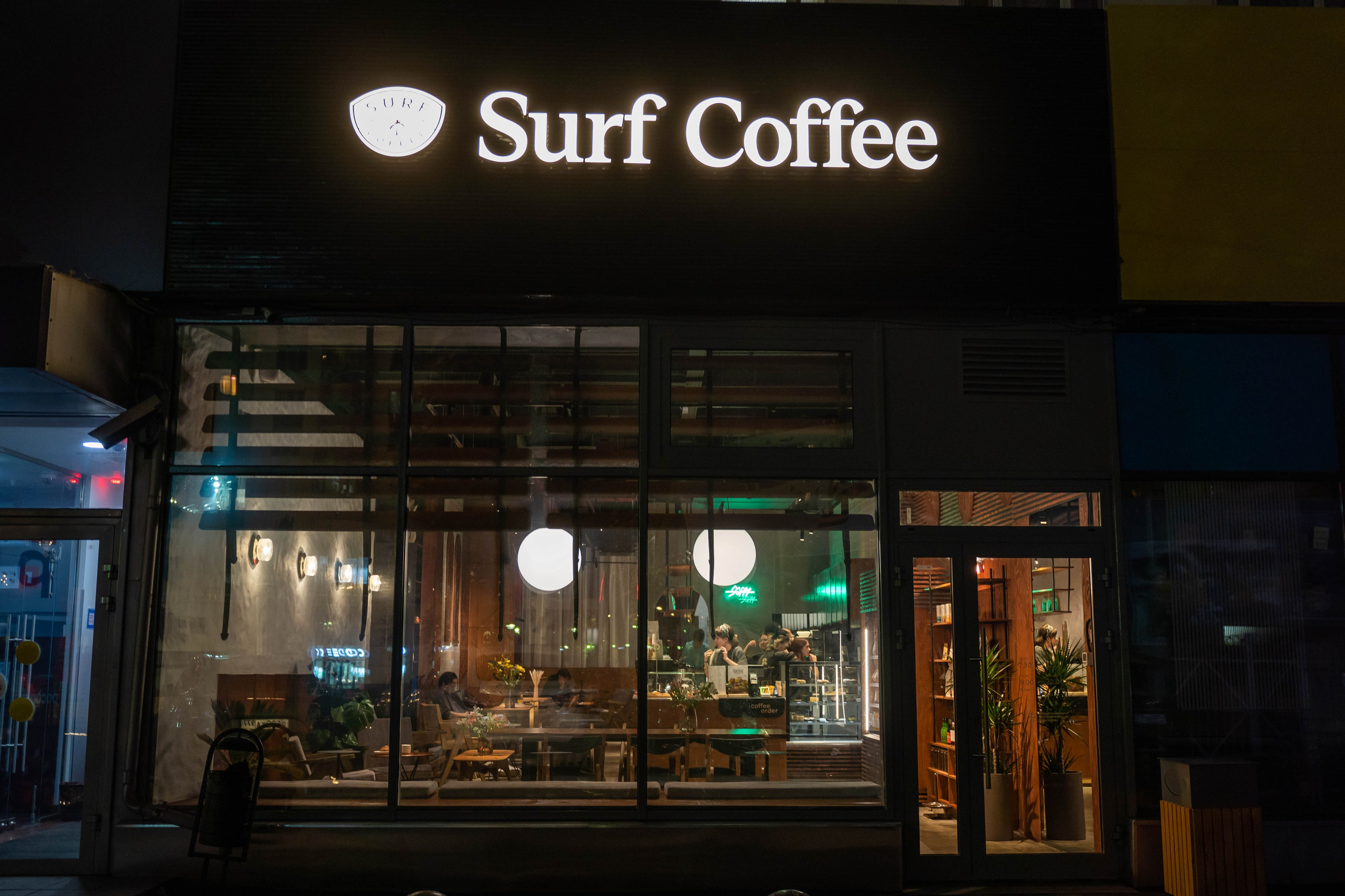 SURF COFFEE| NIGHT. Фотограф Абакумова Анастасия