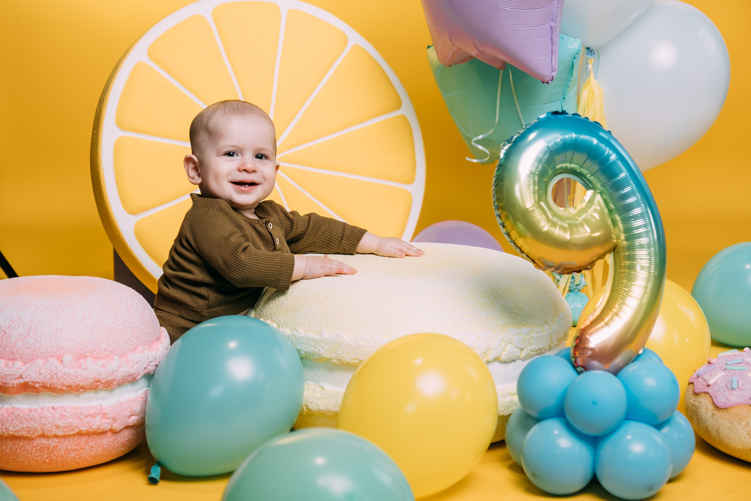 Студийная фотосессия 9 месяцев Теодора. Свадебный фотограф Кирилл Зейналов, Туапсе
